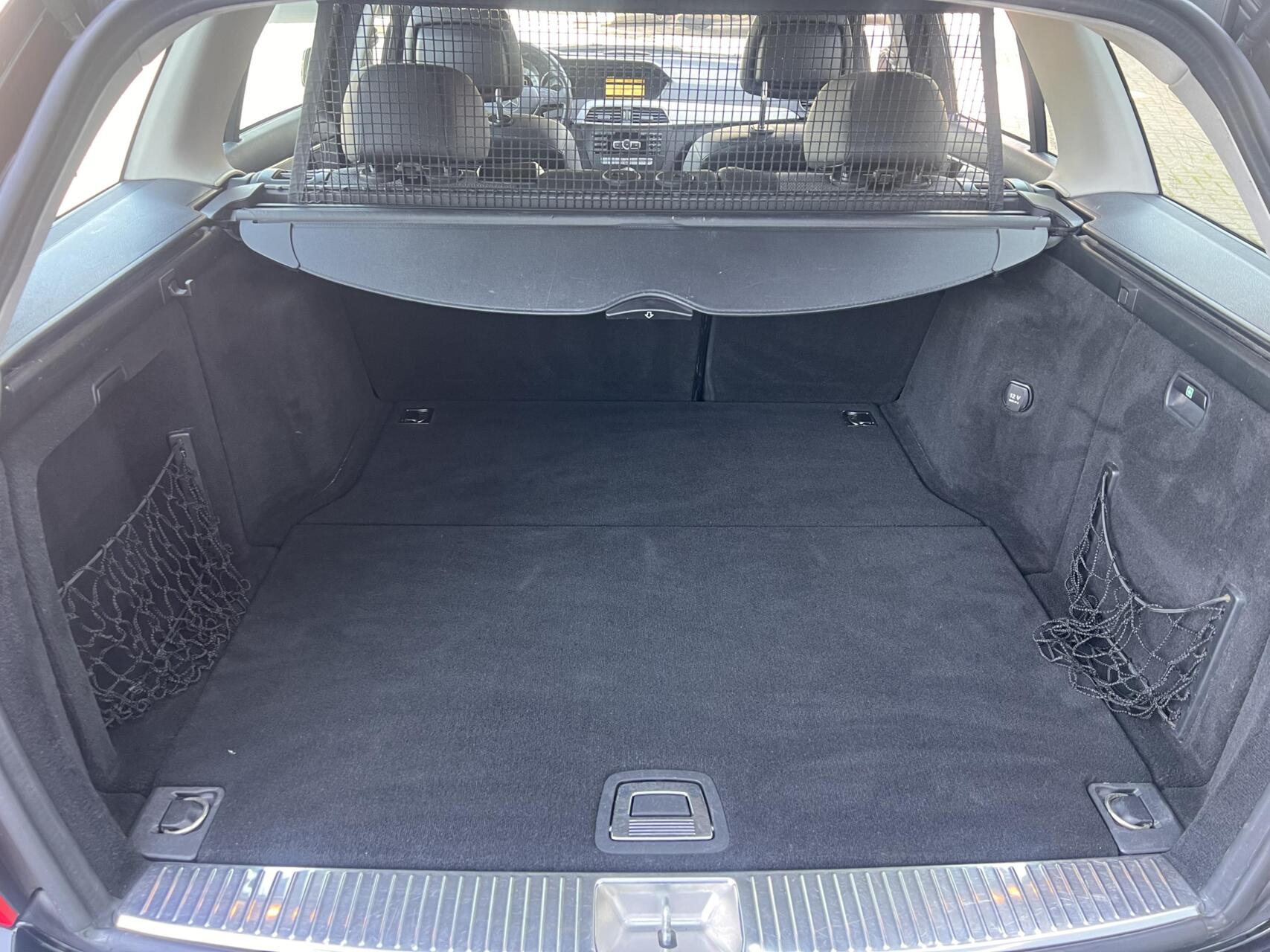 Foto van Mercedes-Benz C 180