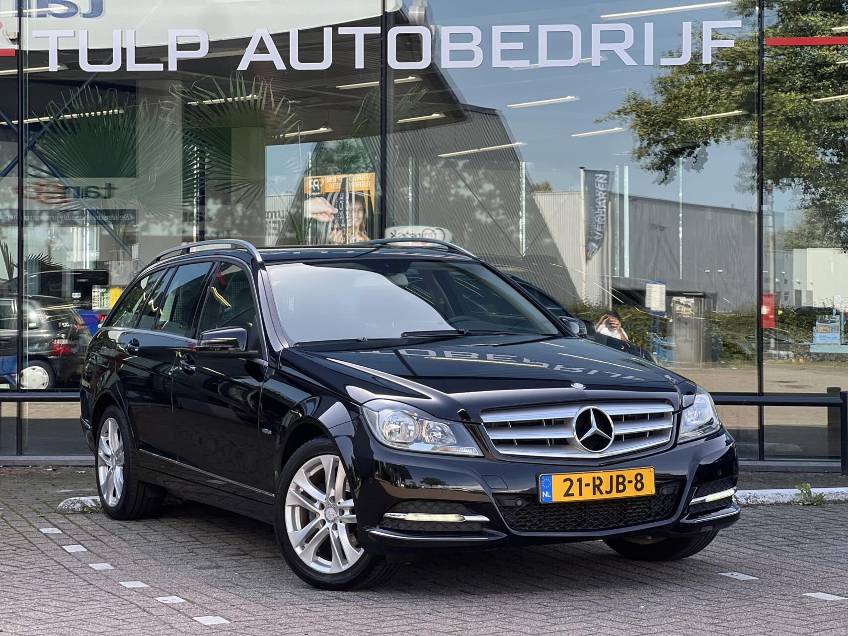 Foto van Mercedes-Benz C 180