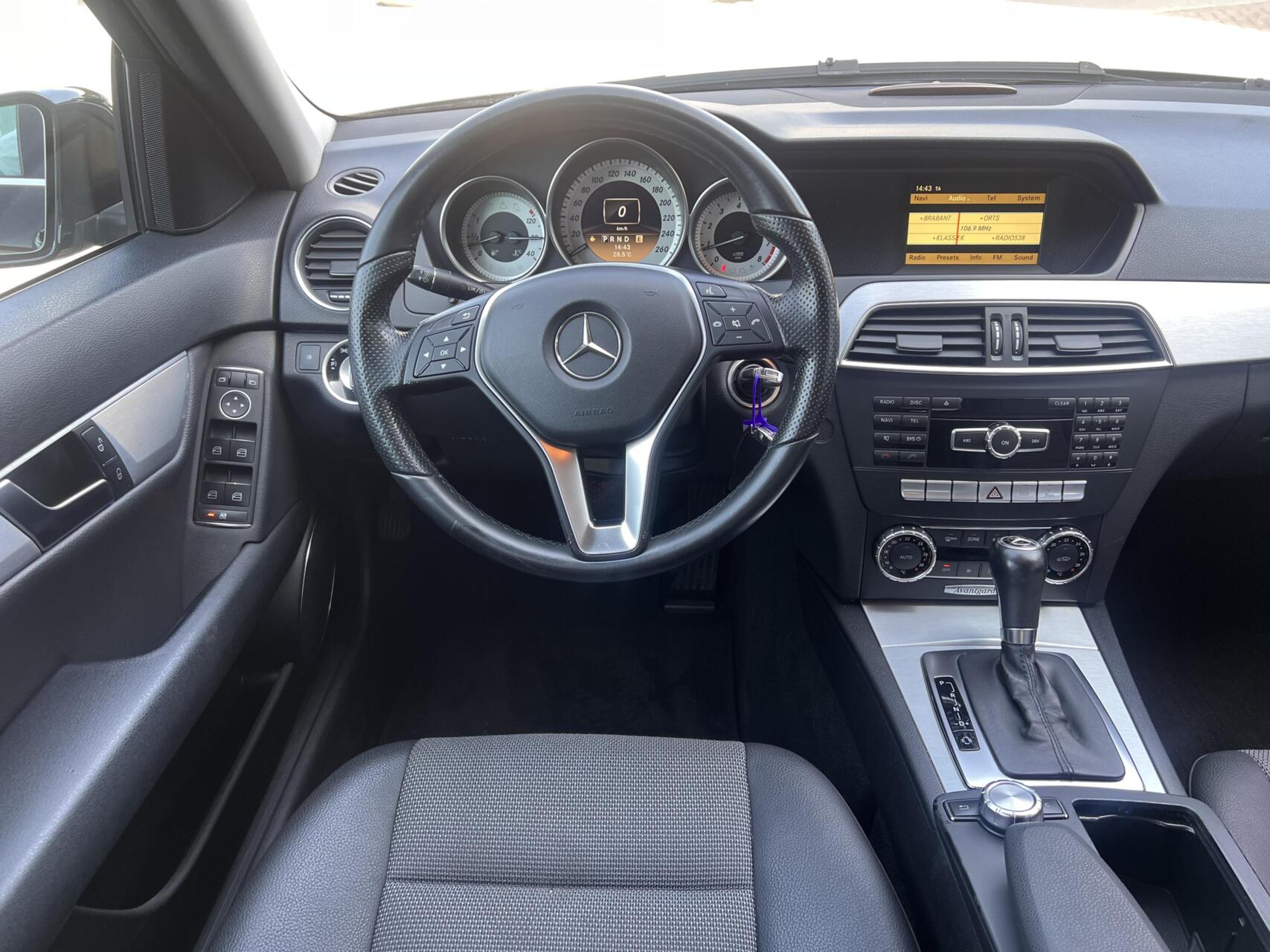 Foto van Mercedes-Benz C 180