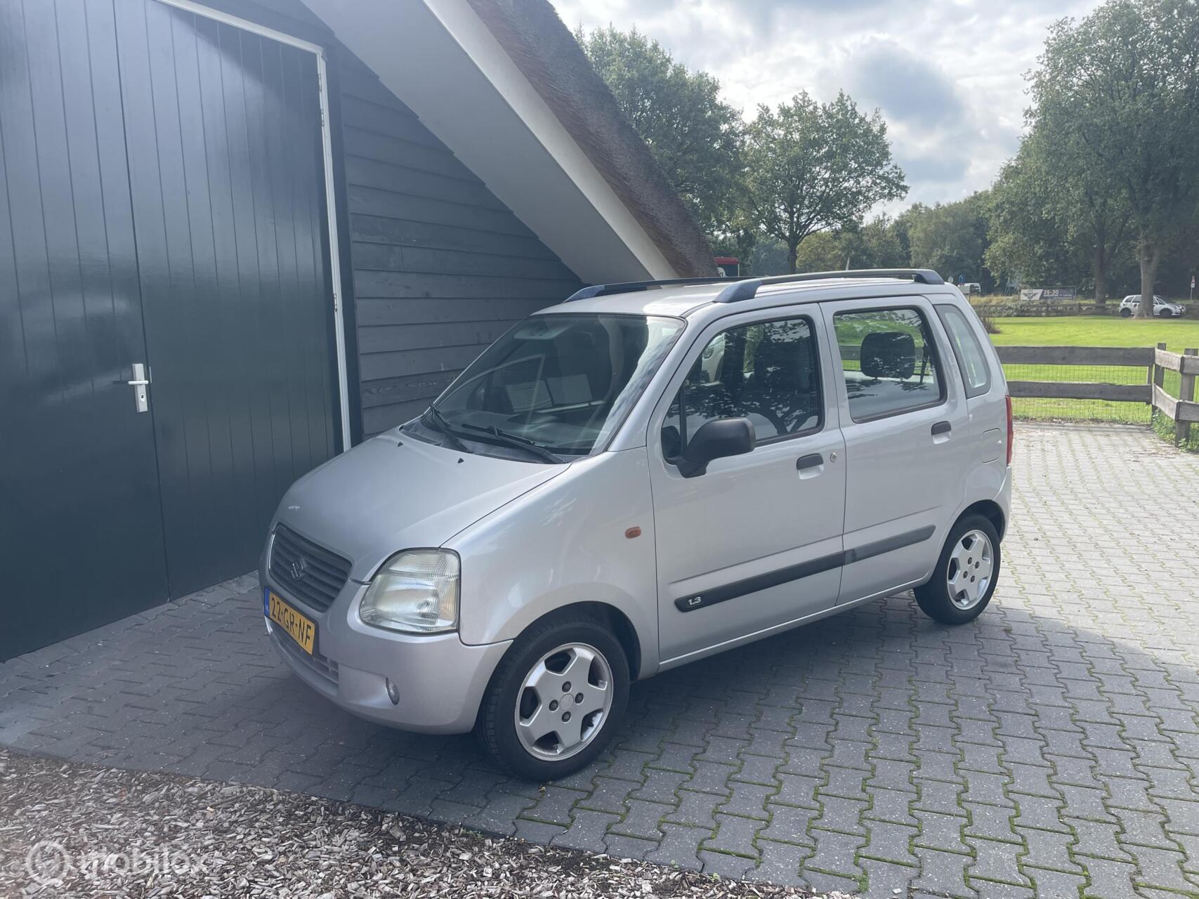 Foto van Suzuki Wagon R