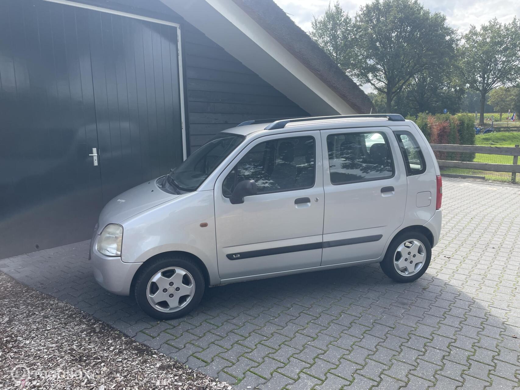 Foto van Suzuki Wagon R