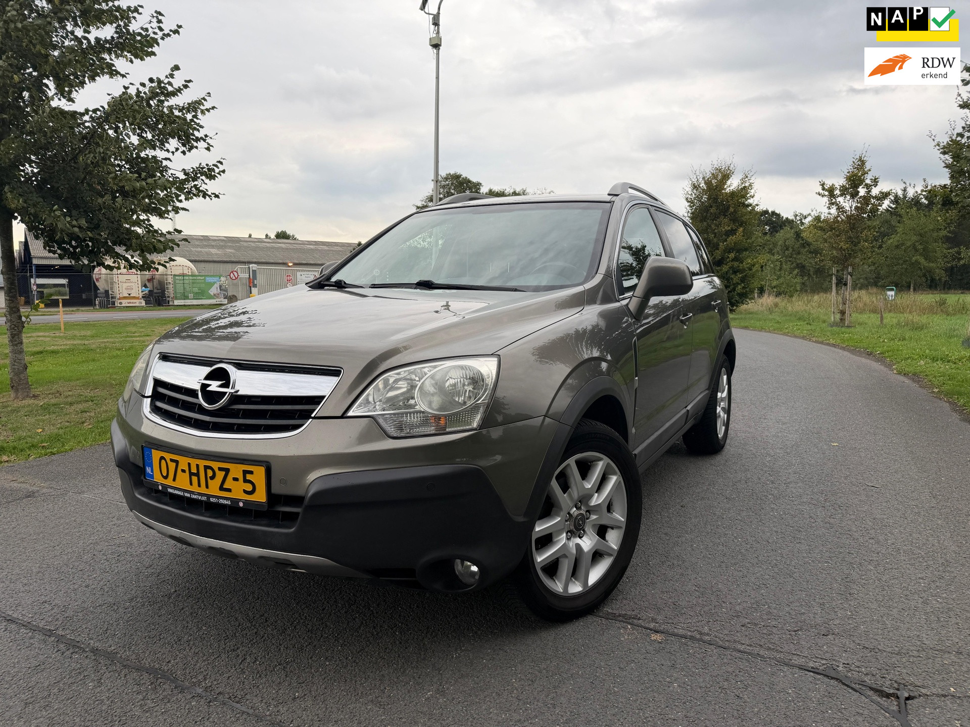 Opel Antara 2.4-16V Temptation | Nap| Trekhaak | 2009 - voorkant