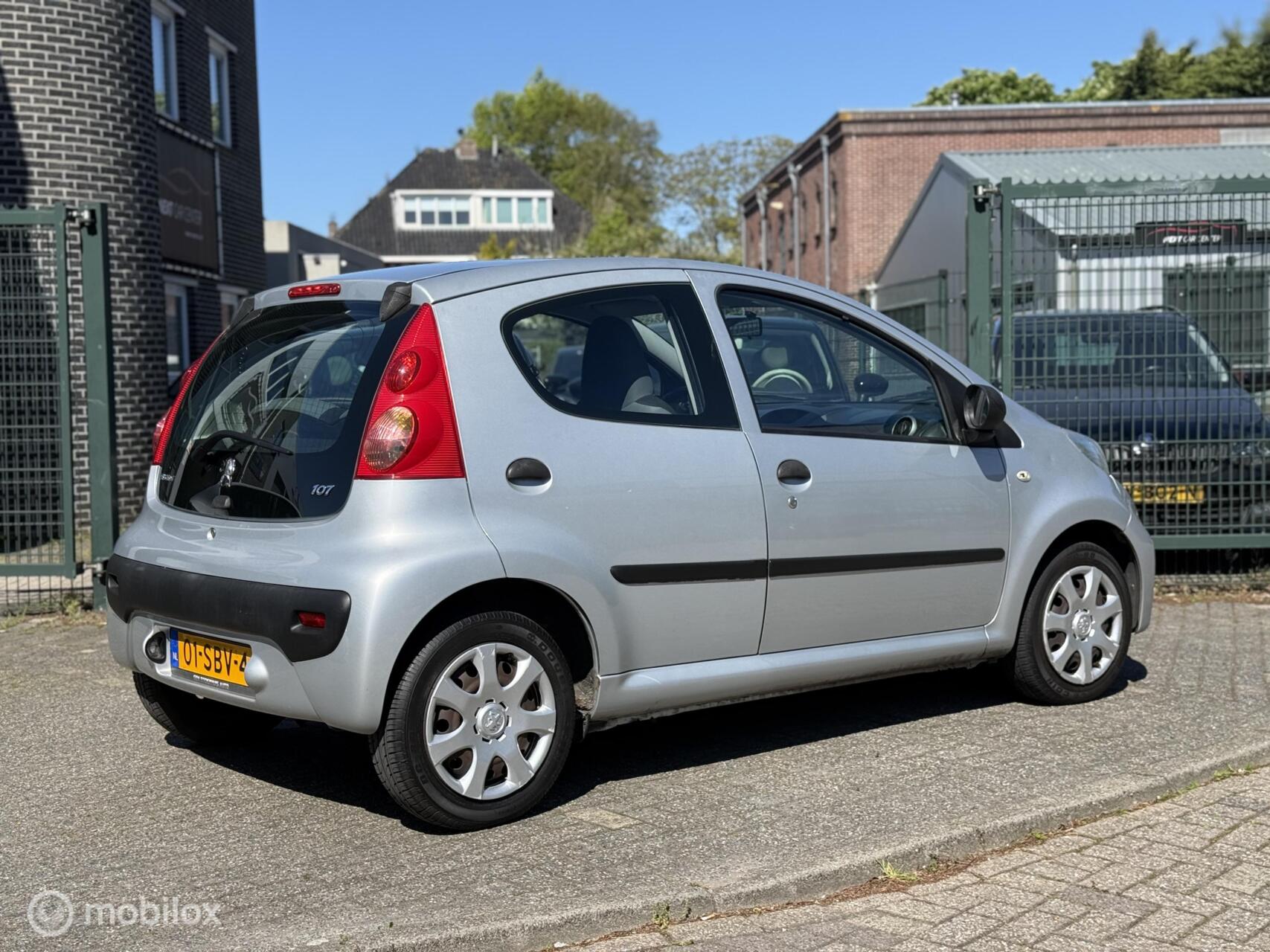 Foto van Peugeot Peugeot 107