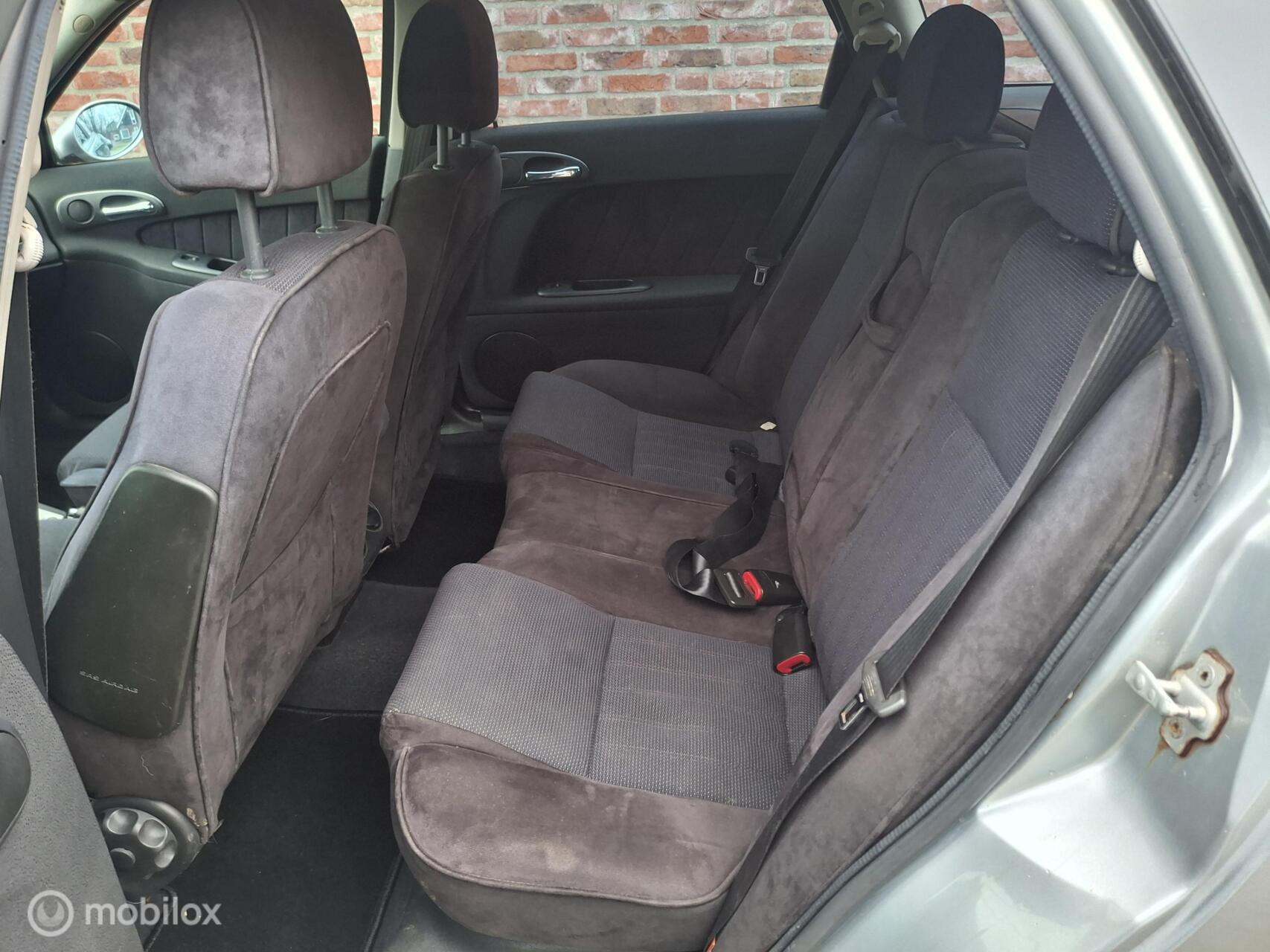 Foto van Alfa Romeo 156 Sportwagon