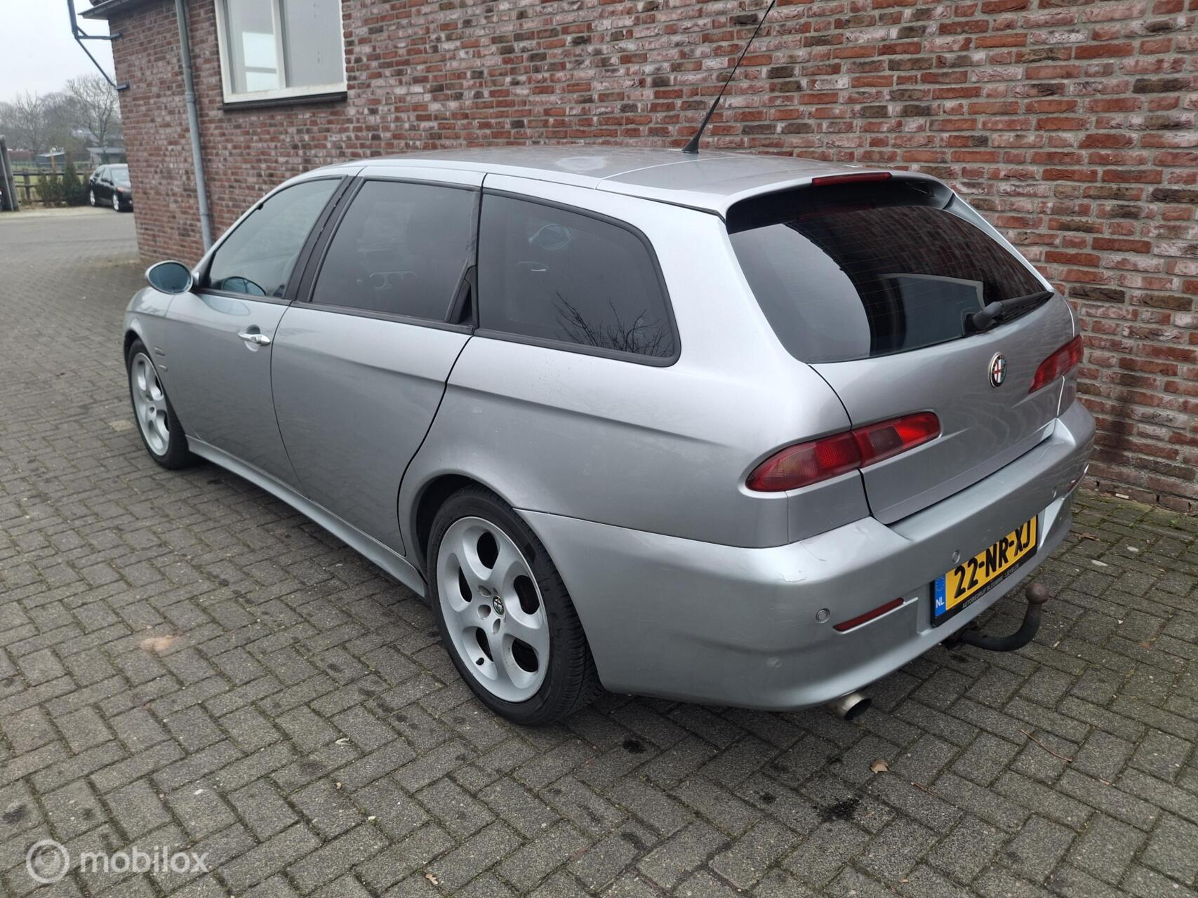 Foto van Alfa Romeo 156 Sportwagon