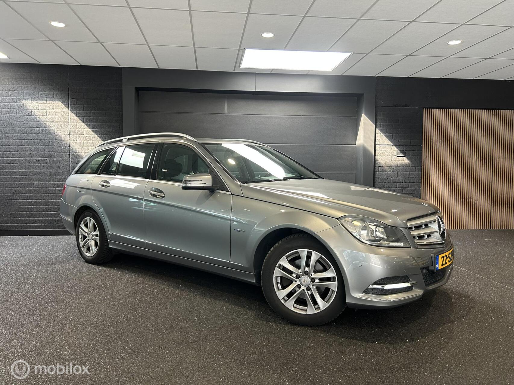 Foto van Mercedes-Benz C 180