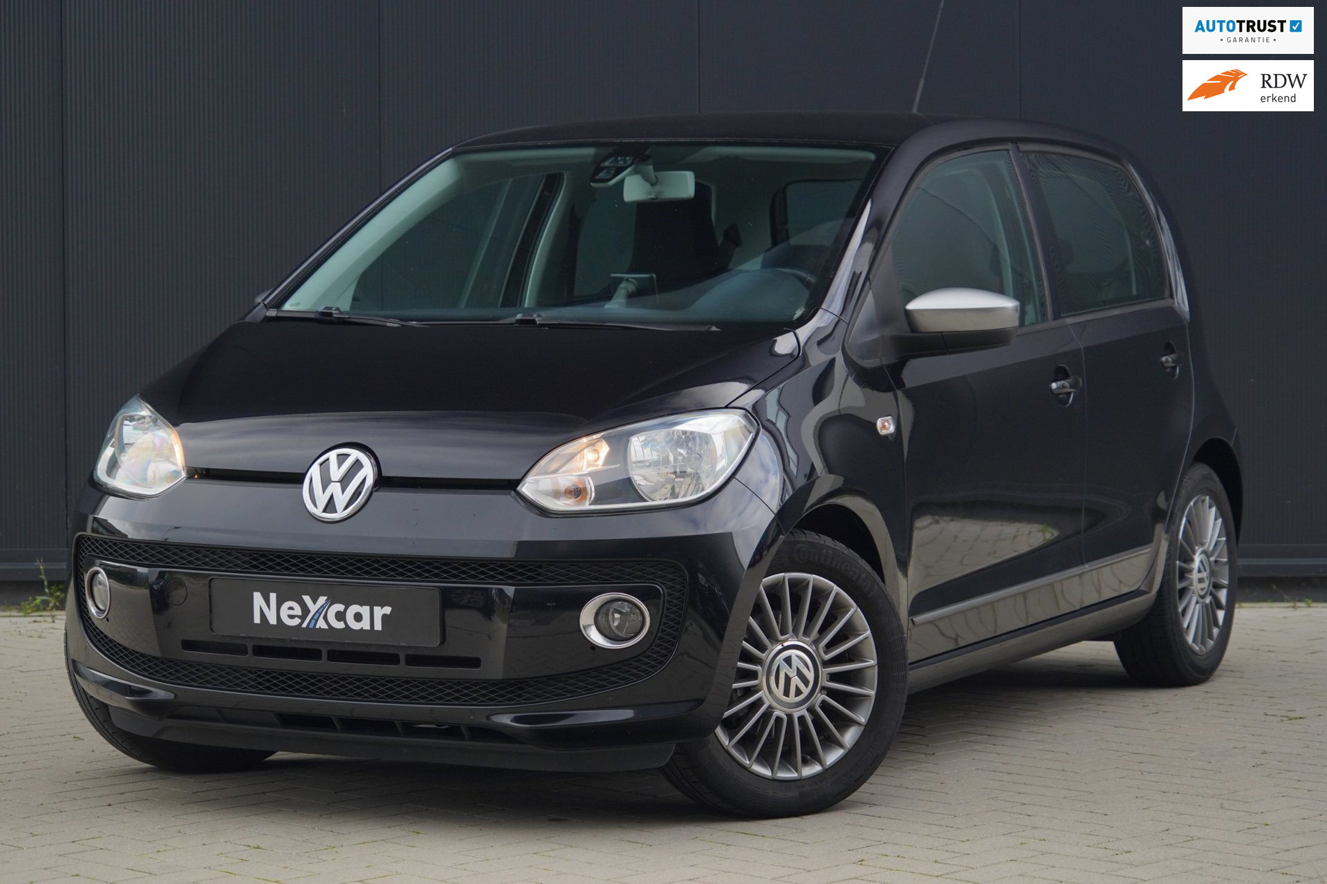 Volkswagen Up 1.0 cheer up! Airco|Navi|Bleutooth|15Inch 2013 - voorkant