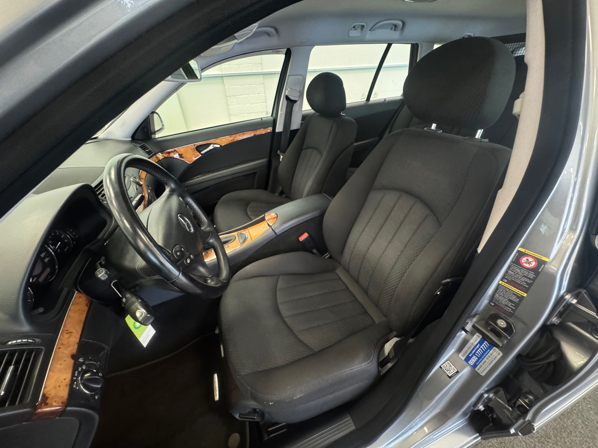 Foto van Mercedes-Benz E 230