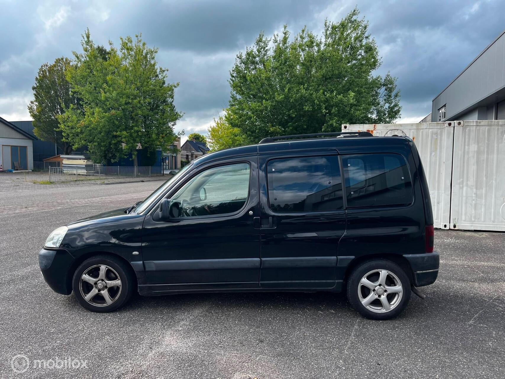 Foto van Peugeot Partner