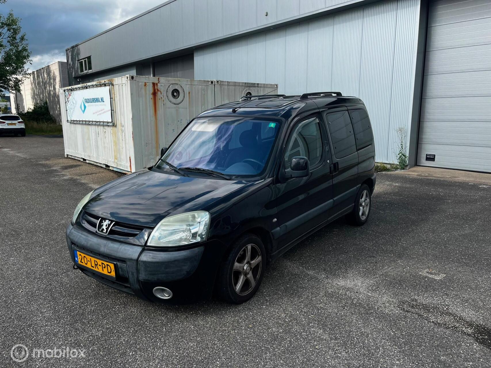 Foto van Peugeot Partner