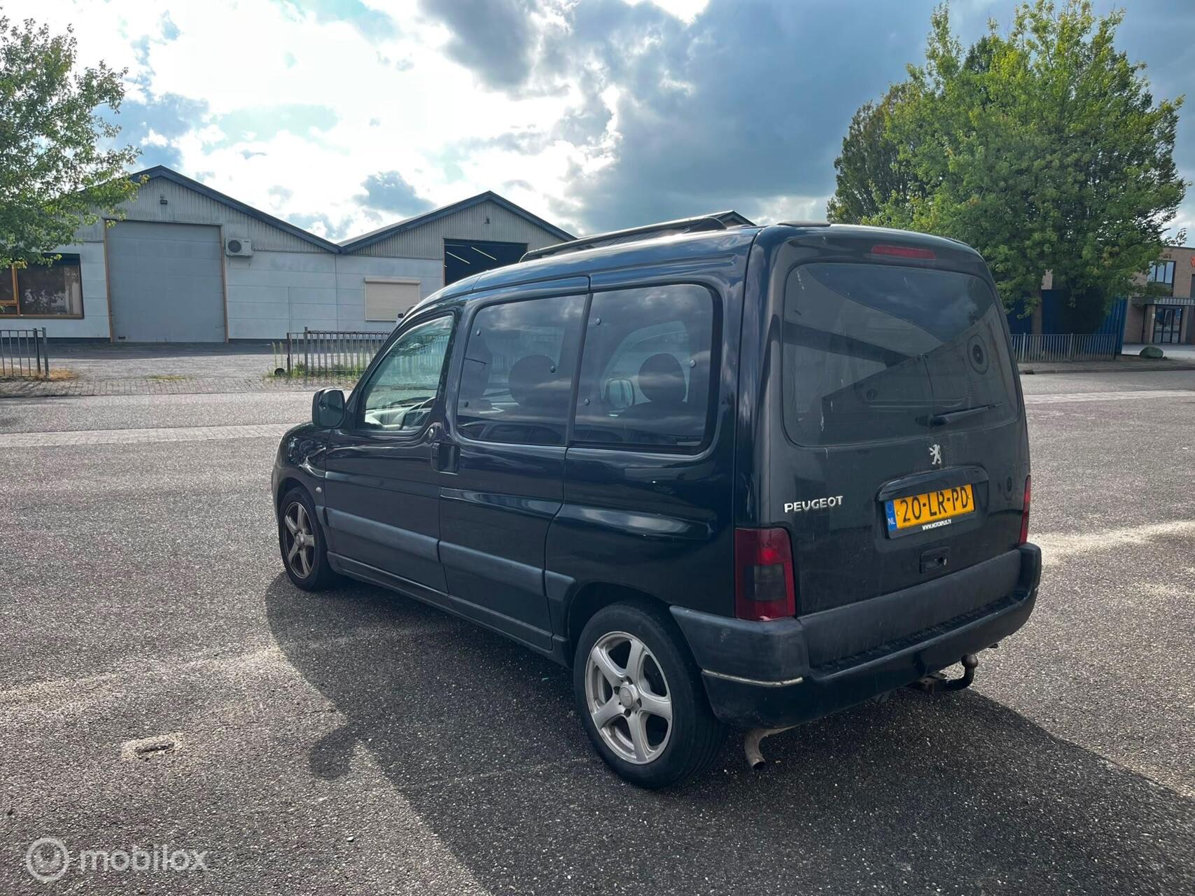 Foto van Peugeot Partner
