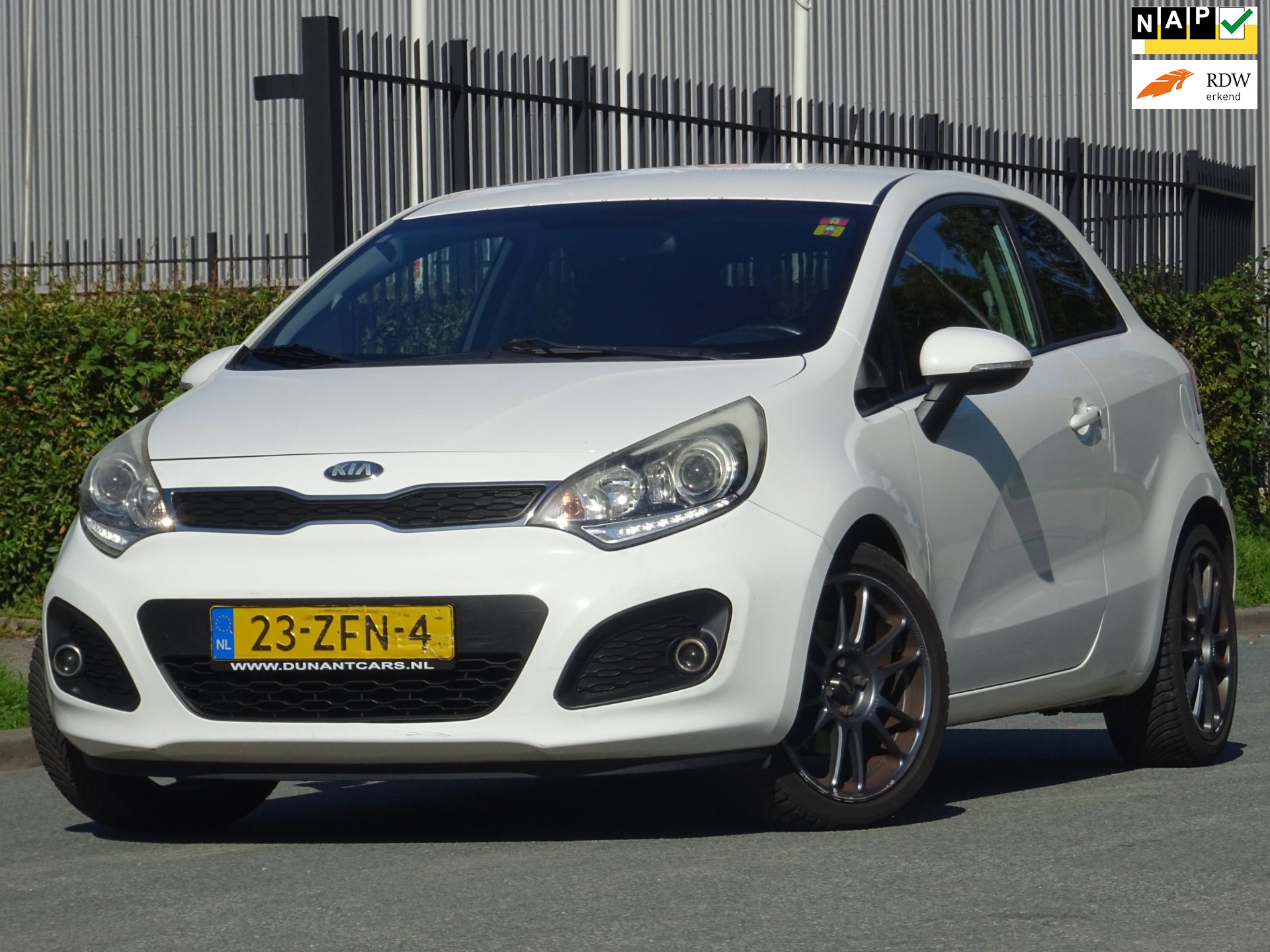 Kia Rio 1.4 CVVT Super Pack NAP/ANDROID/CLIMA/CRUISE/PDC/APK 2012 - voorkant