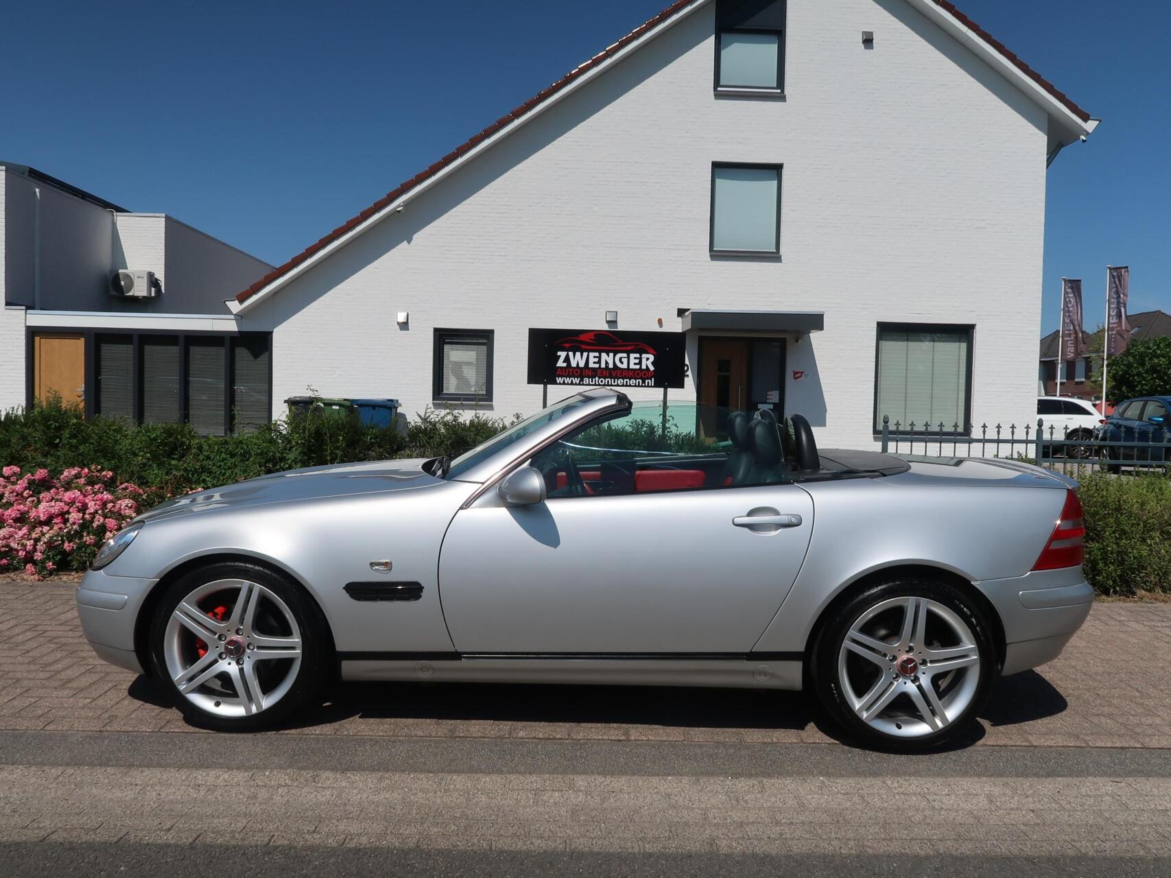 Foto van Mercedes-Benz SLK 230 Kompressor