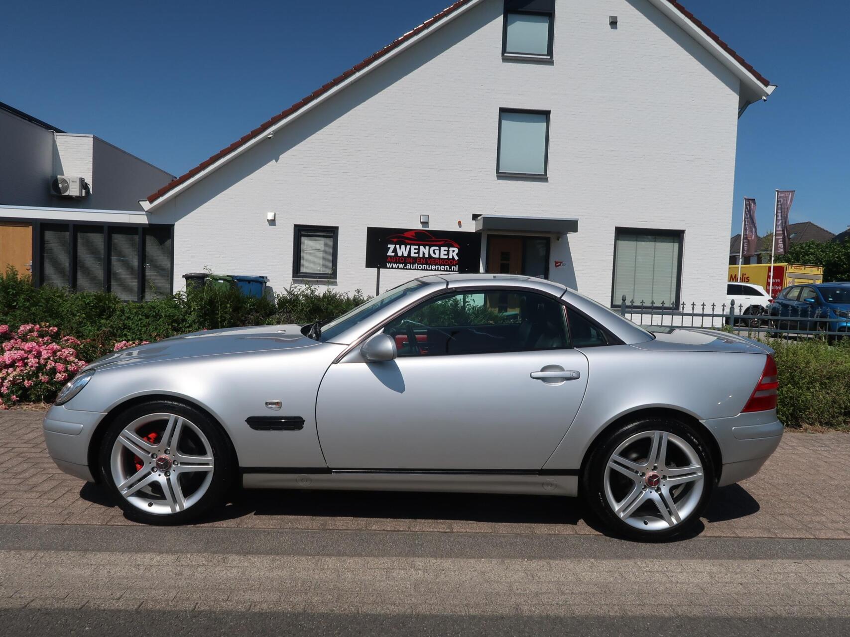 Foto van Mercedes-Benz SLK 230 Kompressor