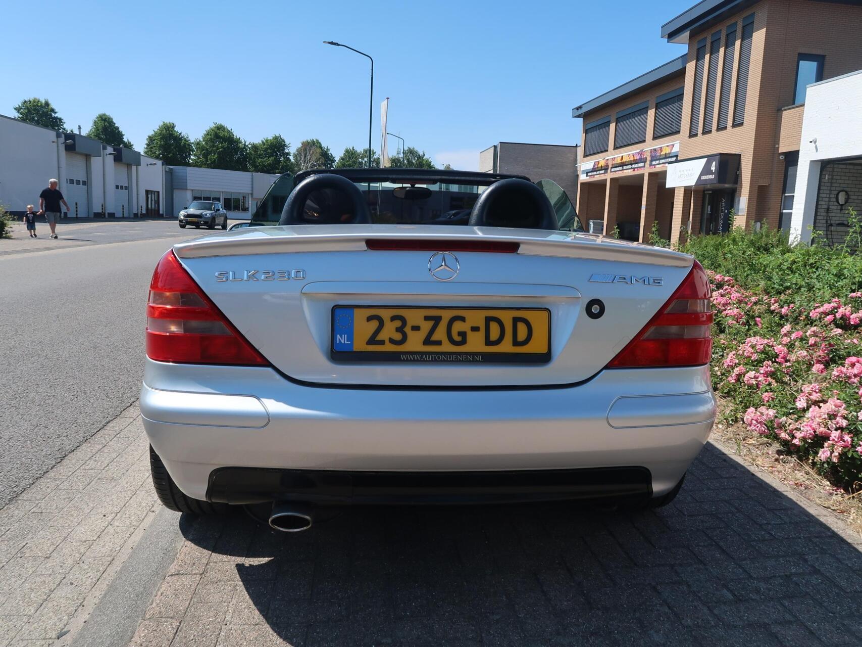 Foto van Mercedes-Benz SLK 230 Kompressor