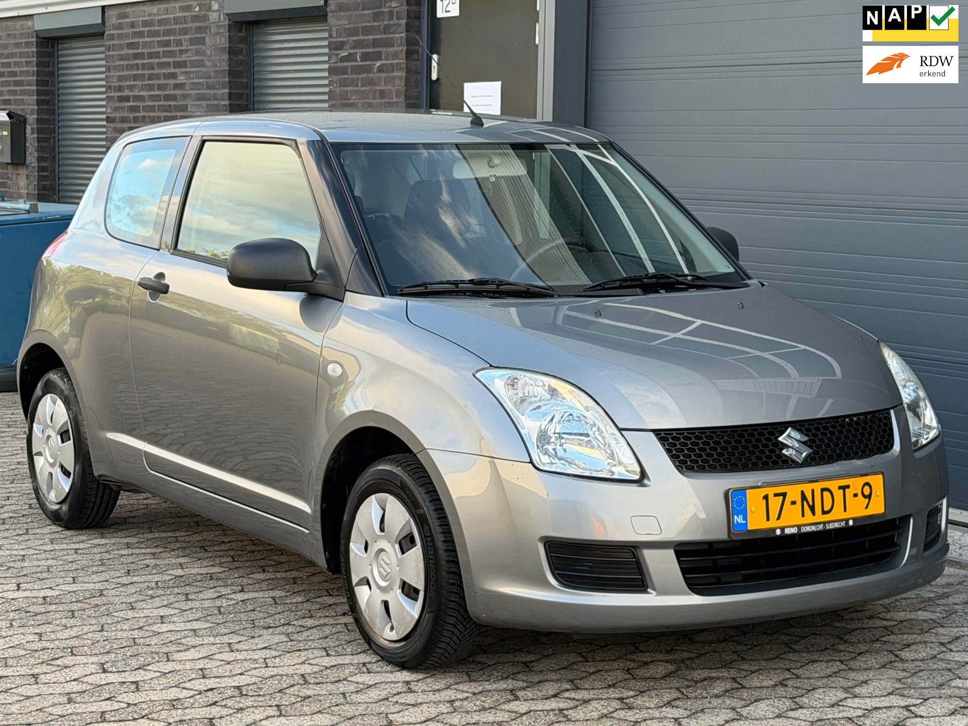 Suzuki Swift 1.3 Base 68323km NAP EERSTE EIGENAAR 2010 - voorkant