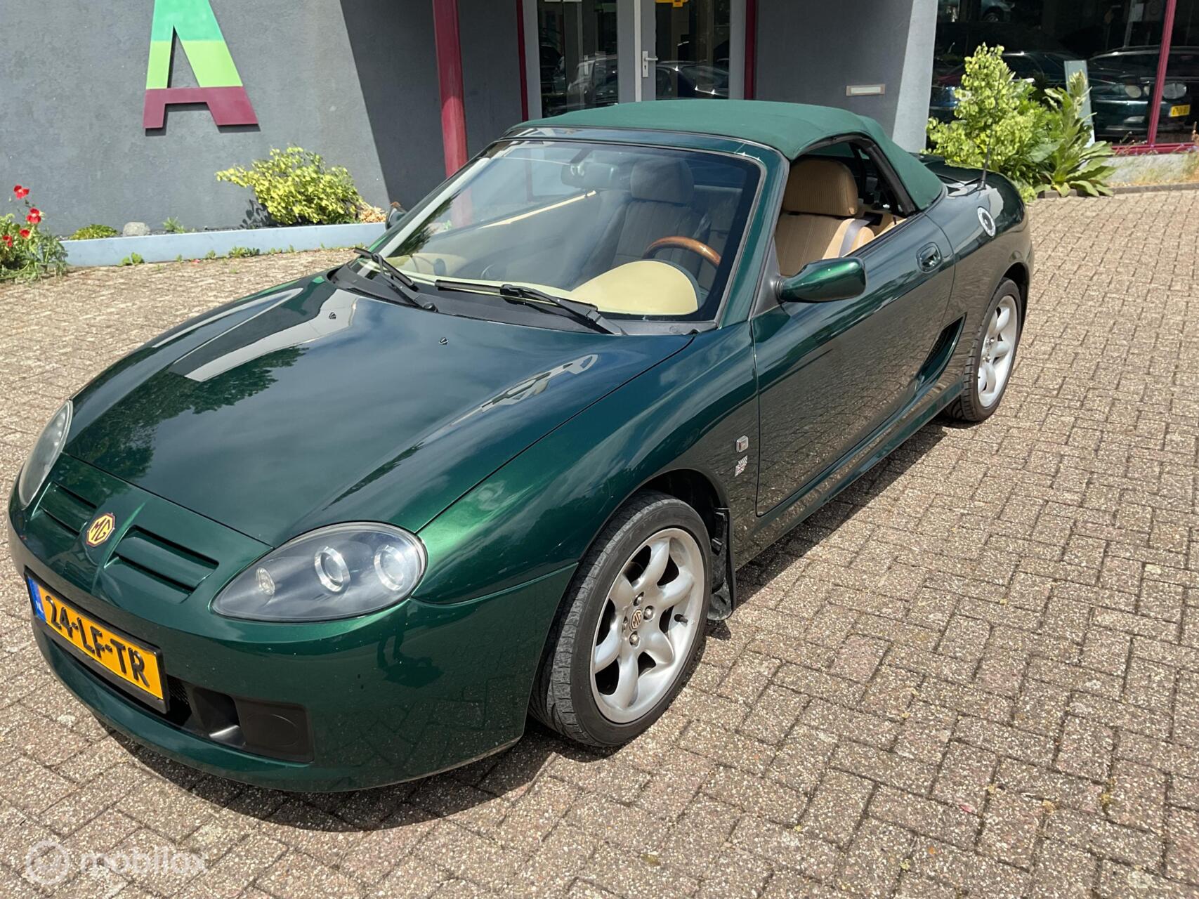 Foto van MG TF