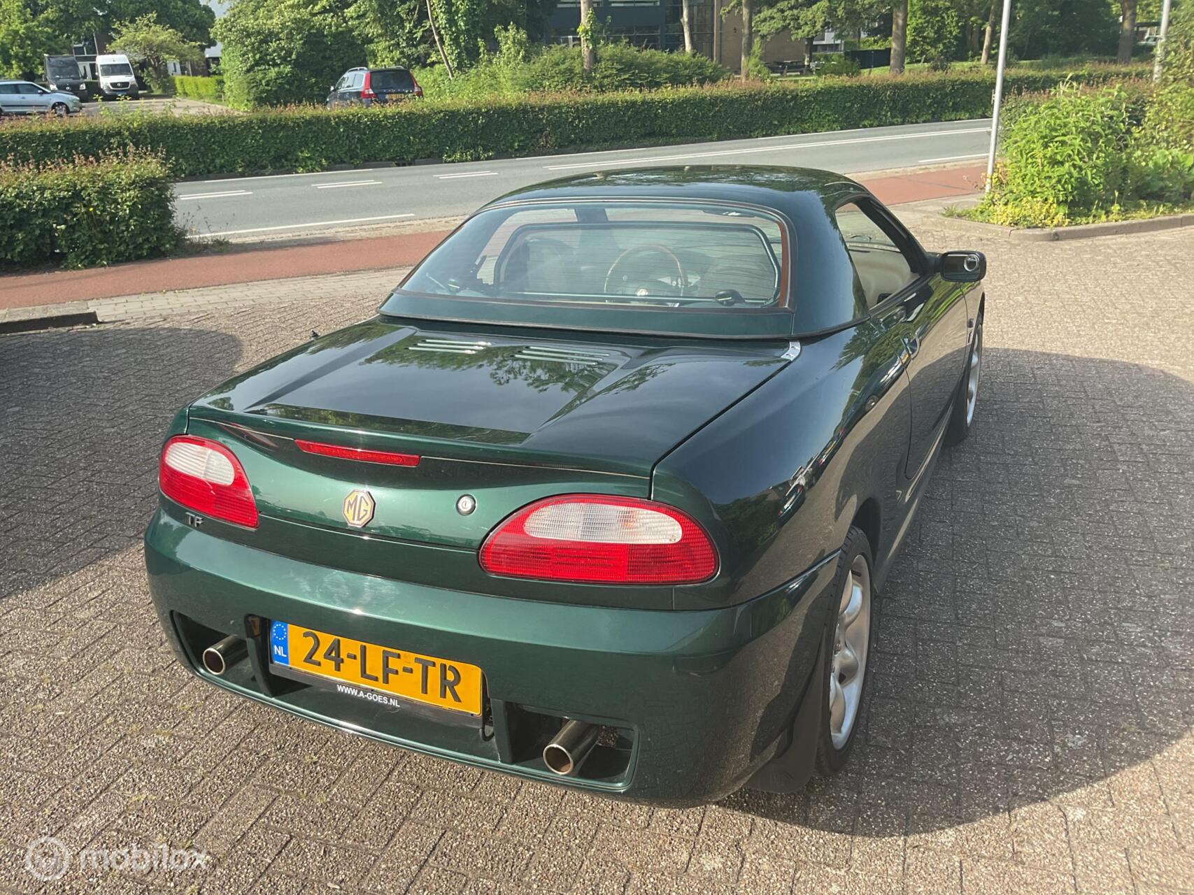 Foto van MG TF