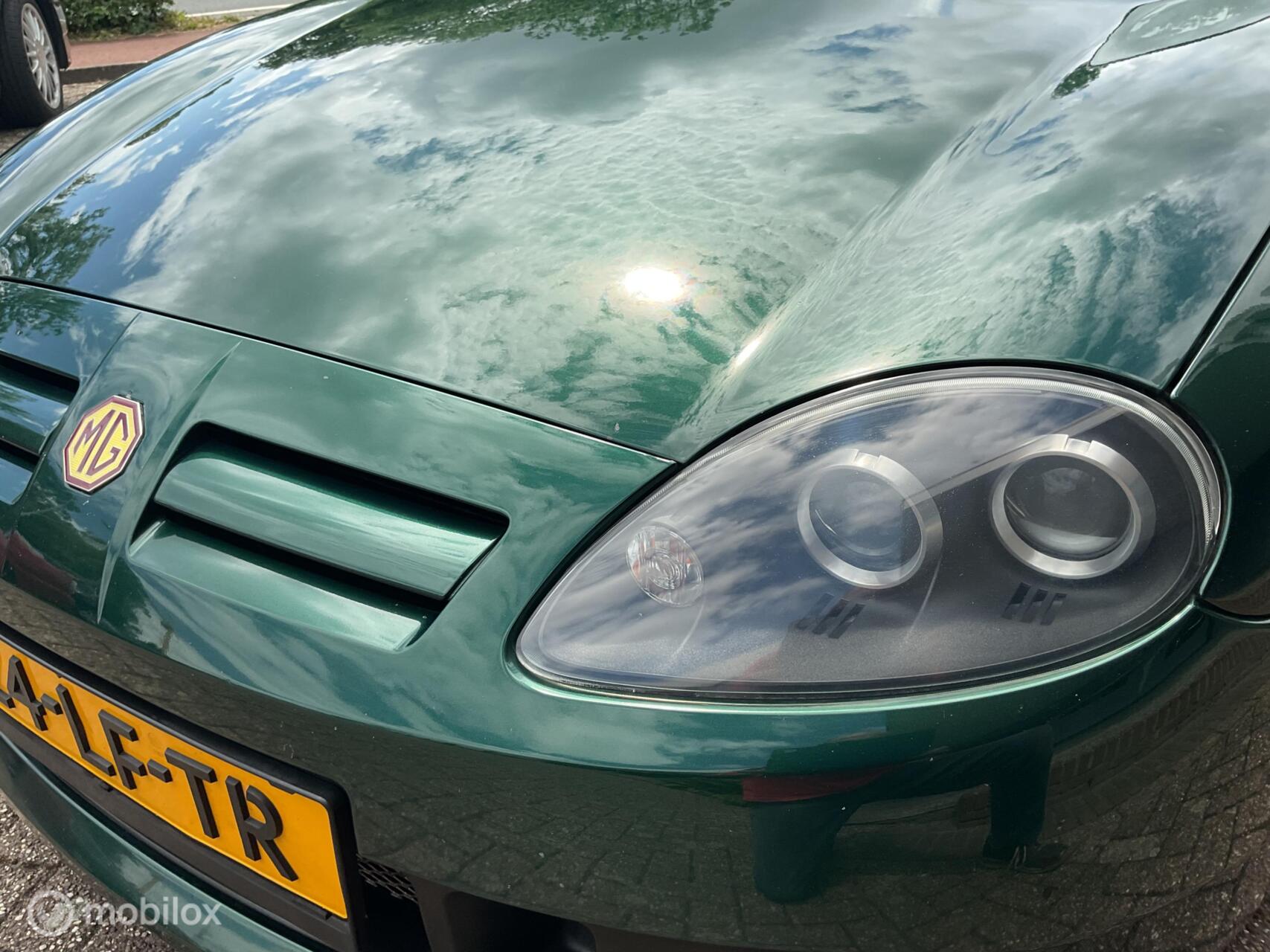 Foto van MG TF