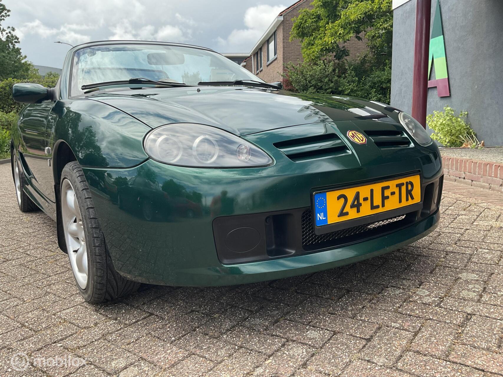 Foto van MG TF