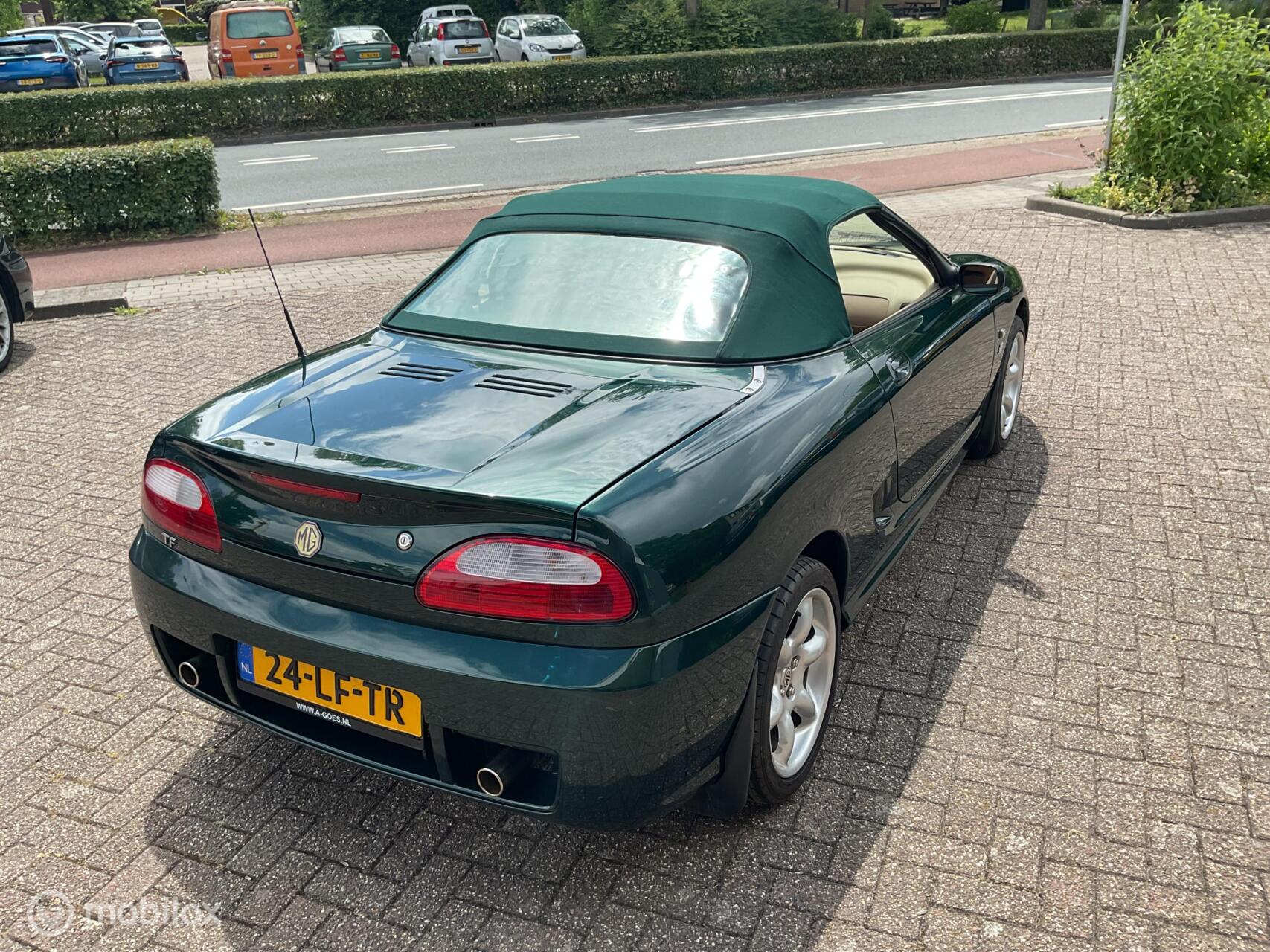 Foto van MG TF
