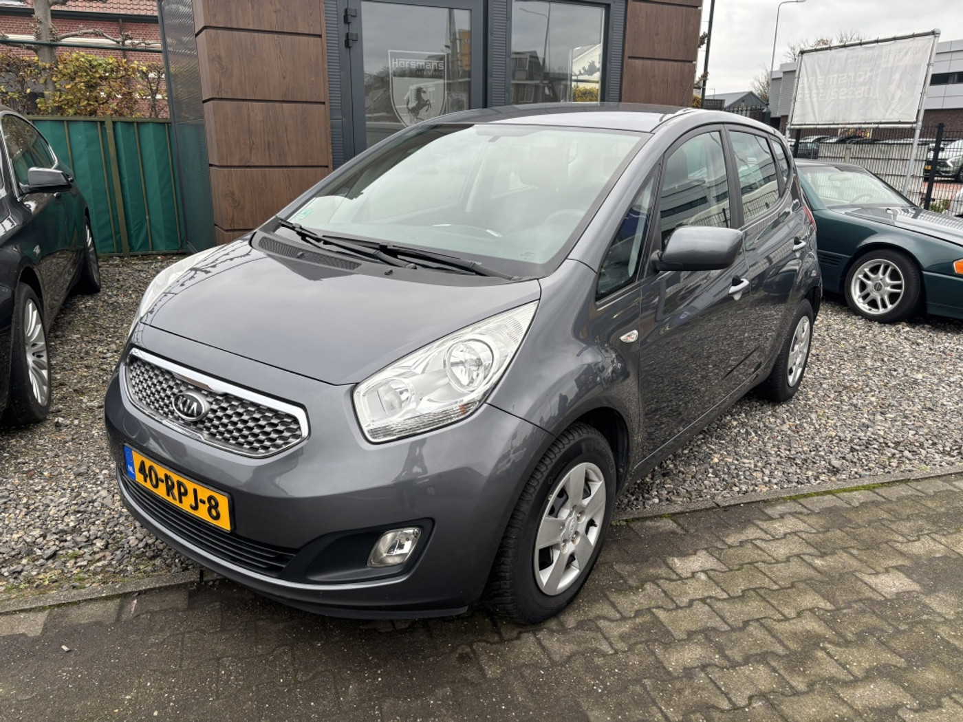 Kia Venga 1.4 CVVT Seven 2011 - voorkant