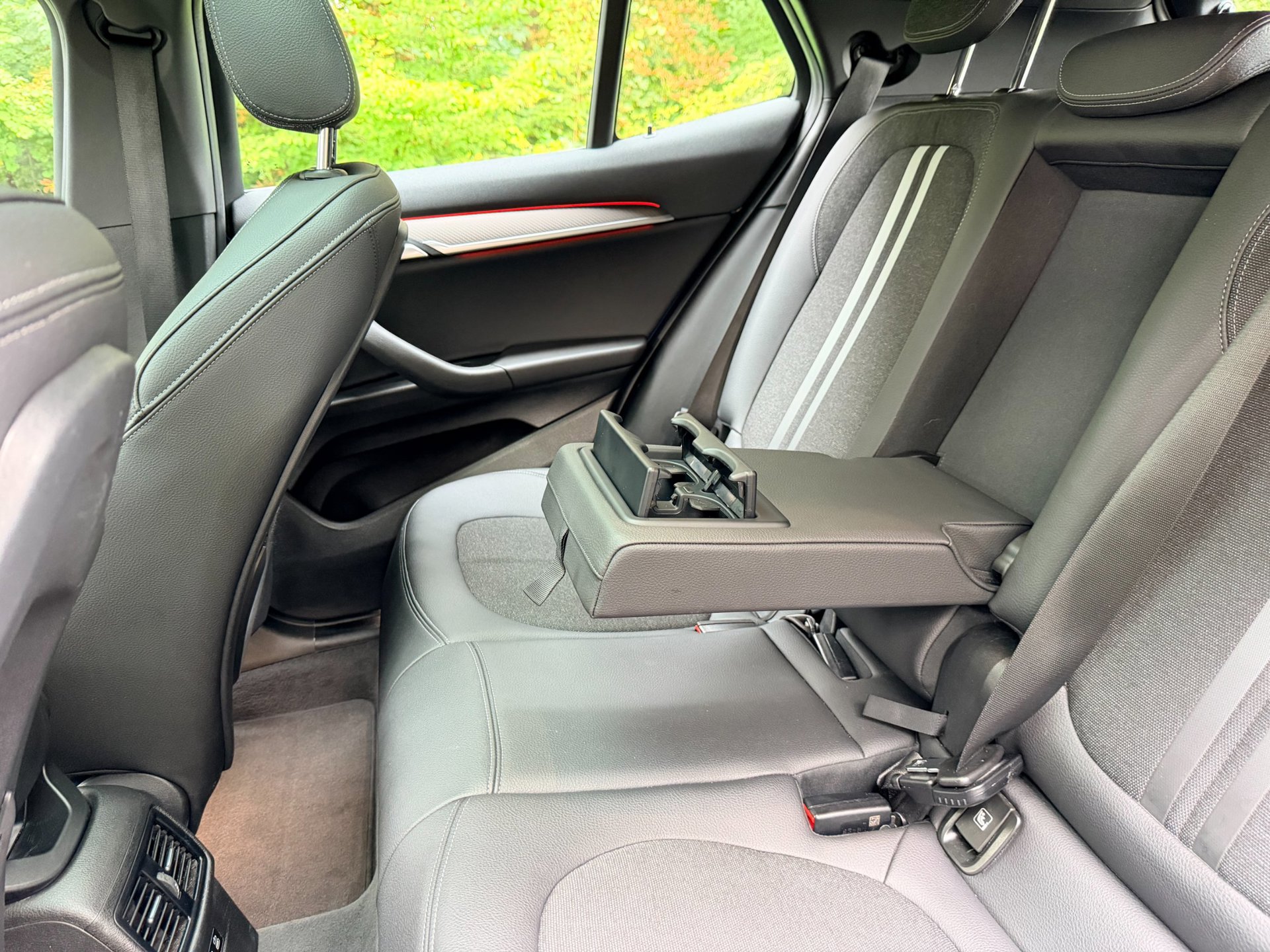 Foto van BMW X2 Xdrive25e