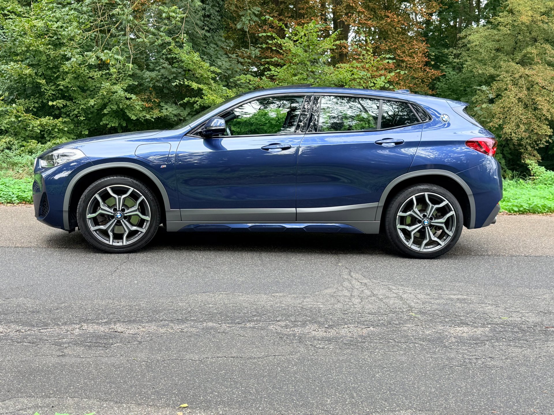 Foto van BMW X2 Xdrive25e