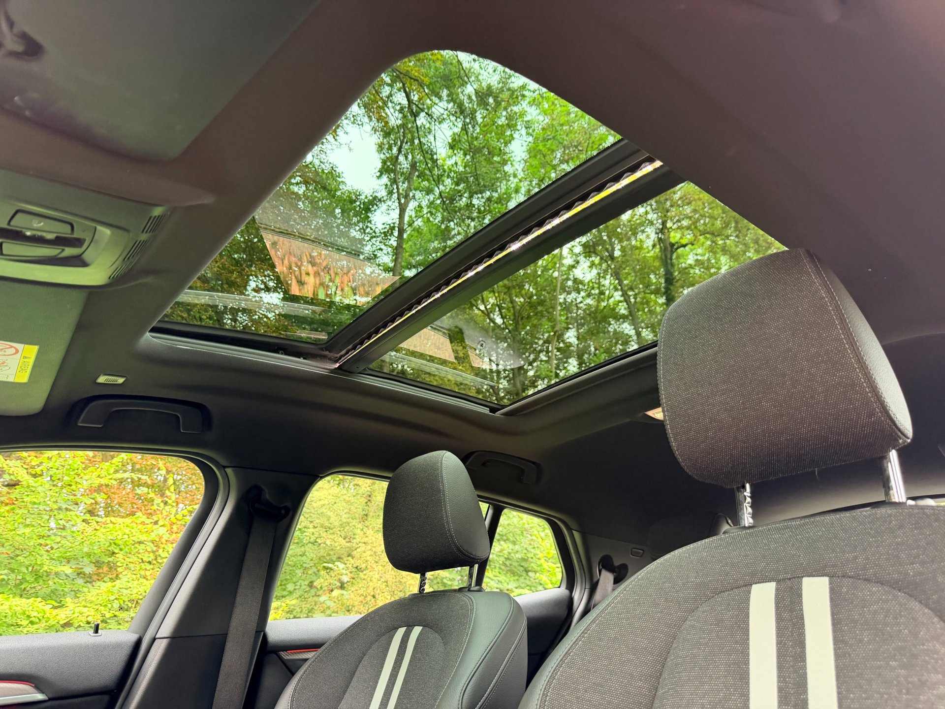 Foto van BMW X2 Xdrive25e