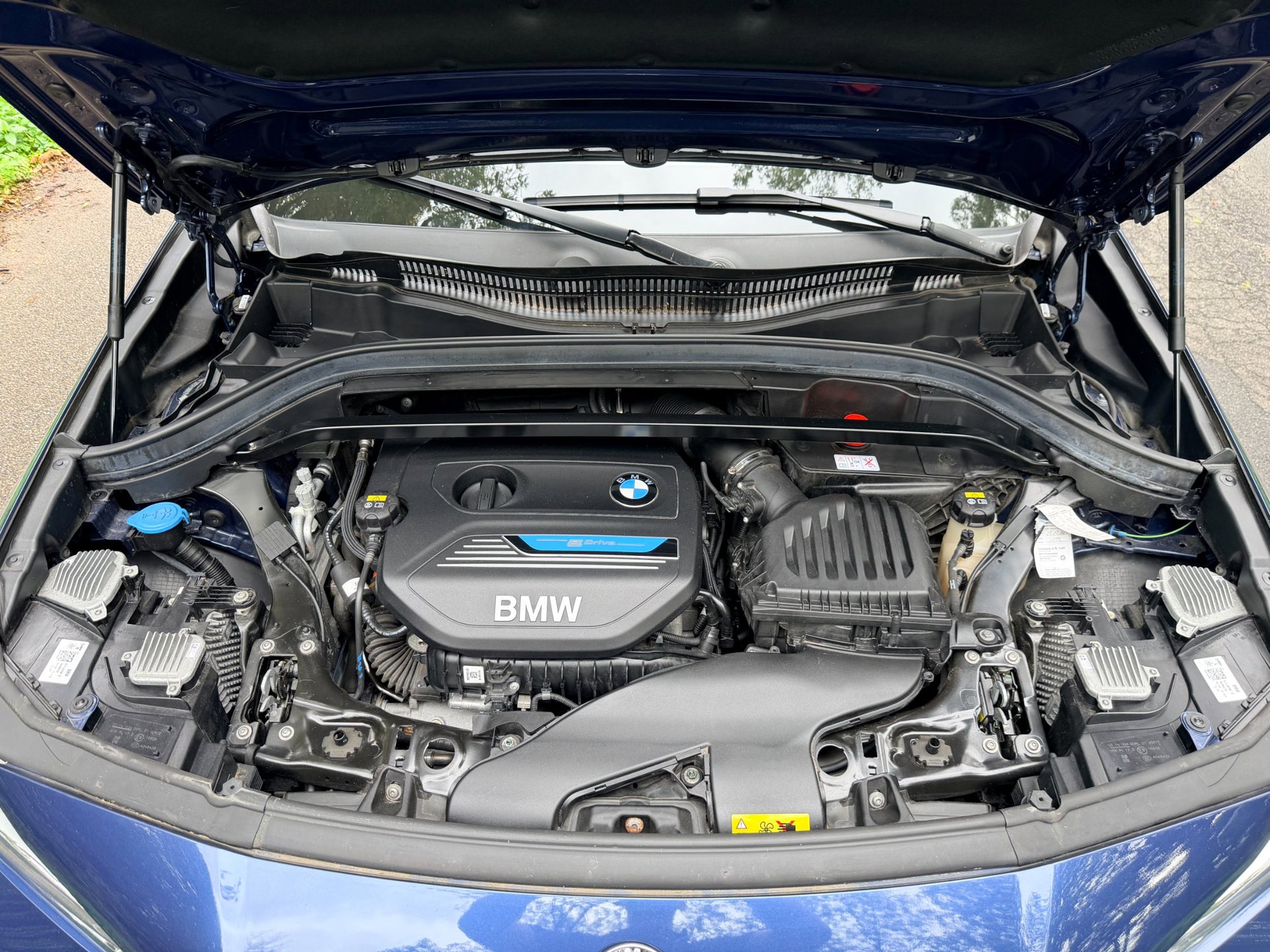 Foto van BMW X2 Xdrive25e