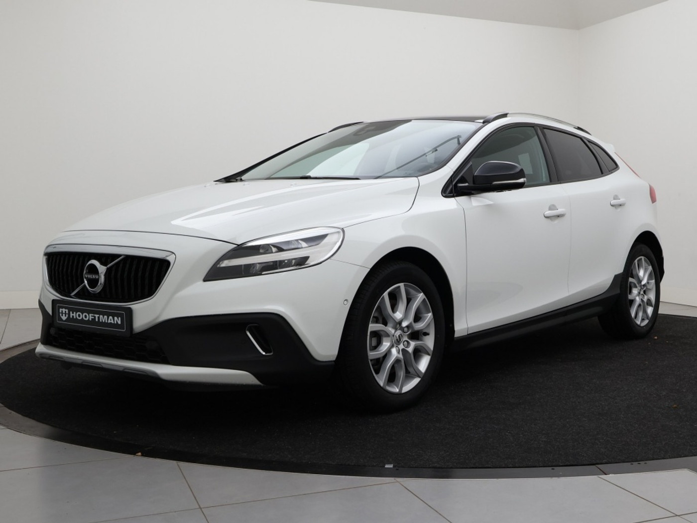 Foto van Volvo V40 Cross Country