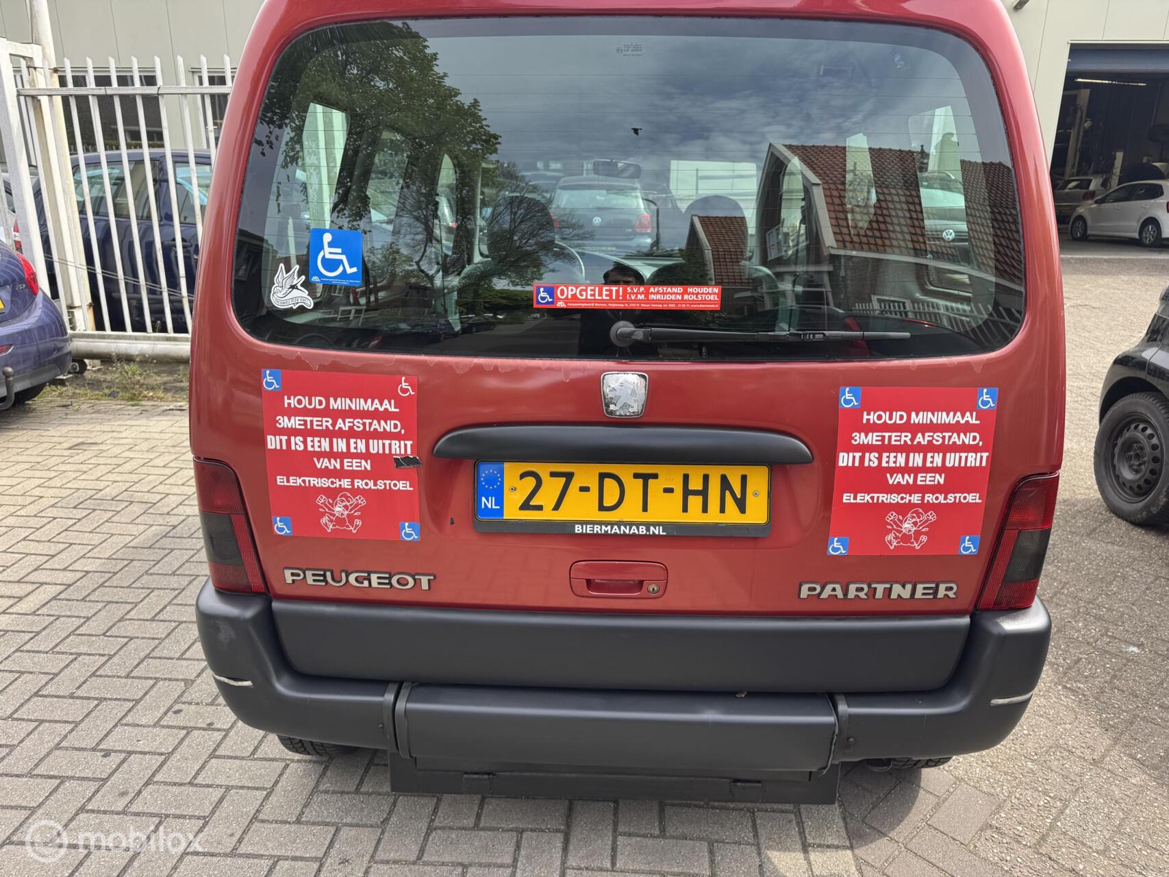 Foto van Peugeot Partner