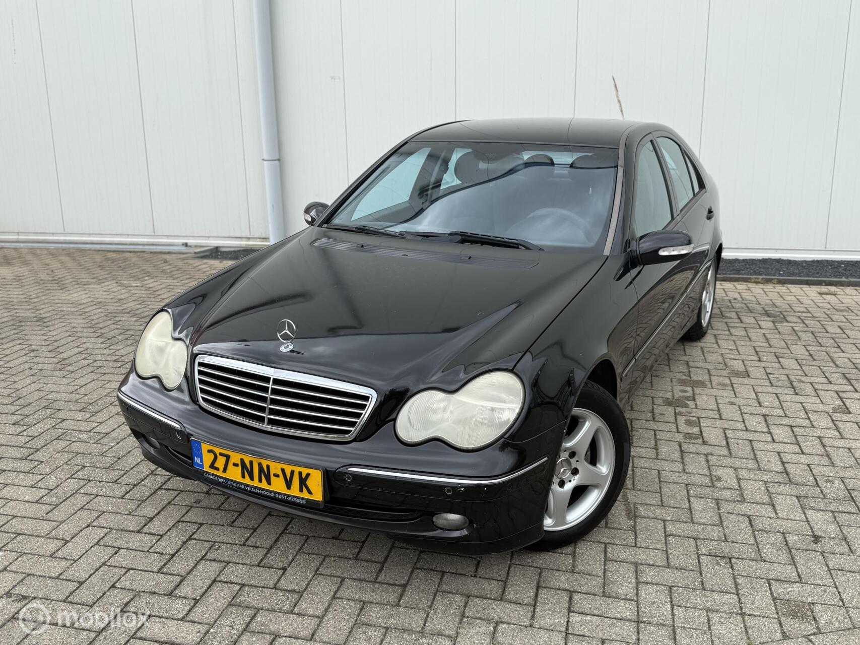 Foto van Mercedes-Benz C 180 Kompressor