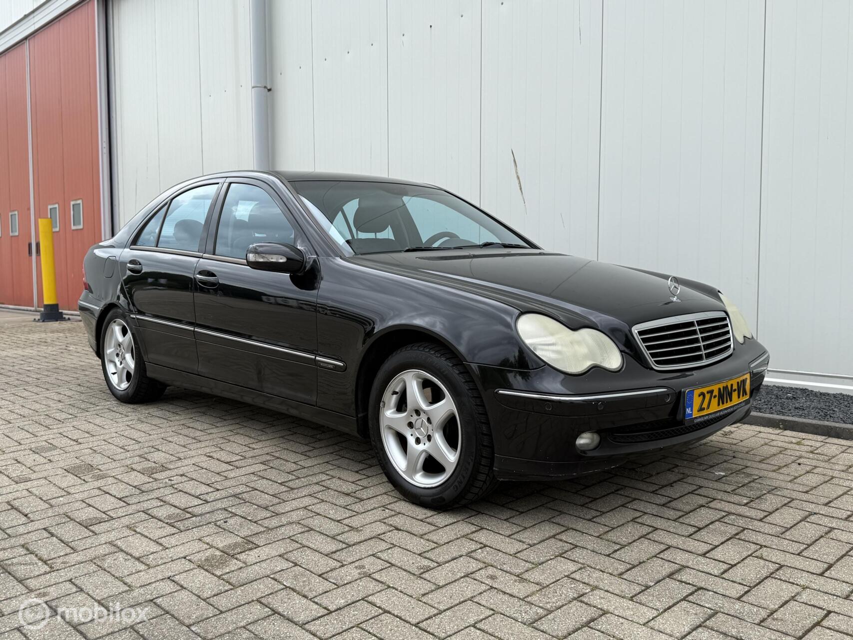 Foto van Mercedes-Benz C 180 Kompressor