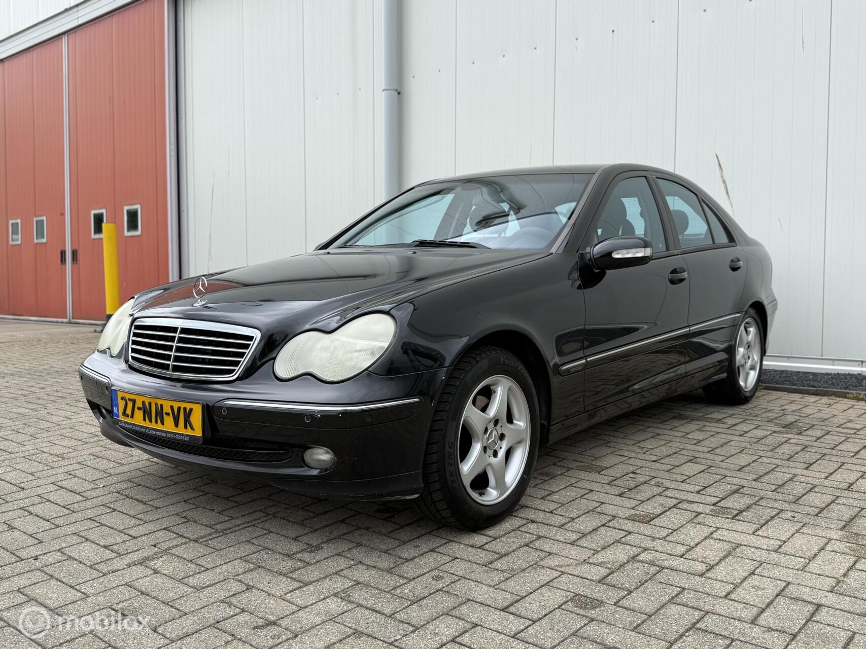 Foto van Mercedes-Benz C 180 Kompressor