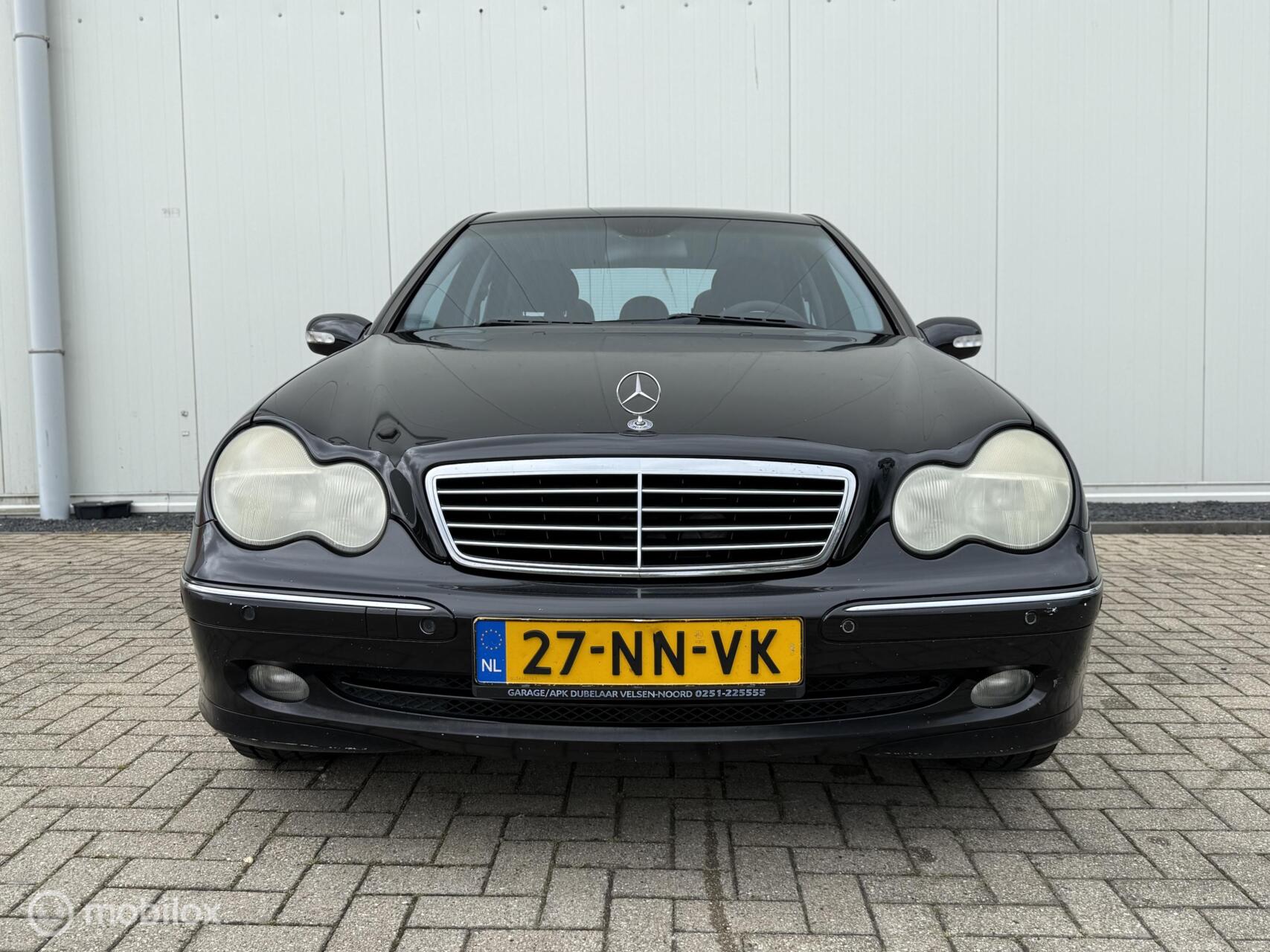 Foto van Mercedes-Benz C 180 Kompressor