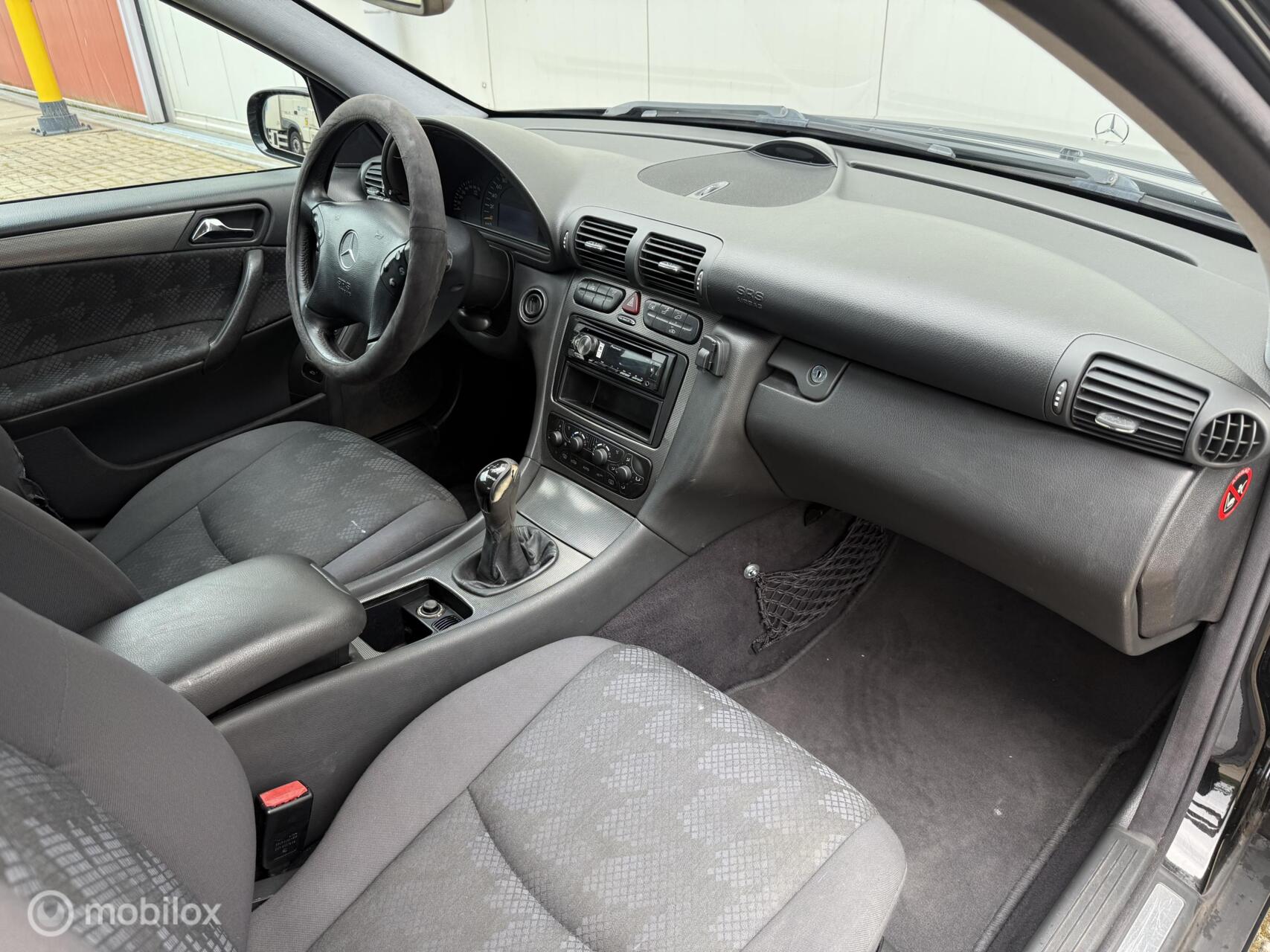 Foto van Mercedes-Benz C 180 Kompressor