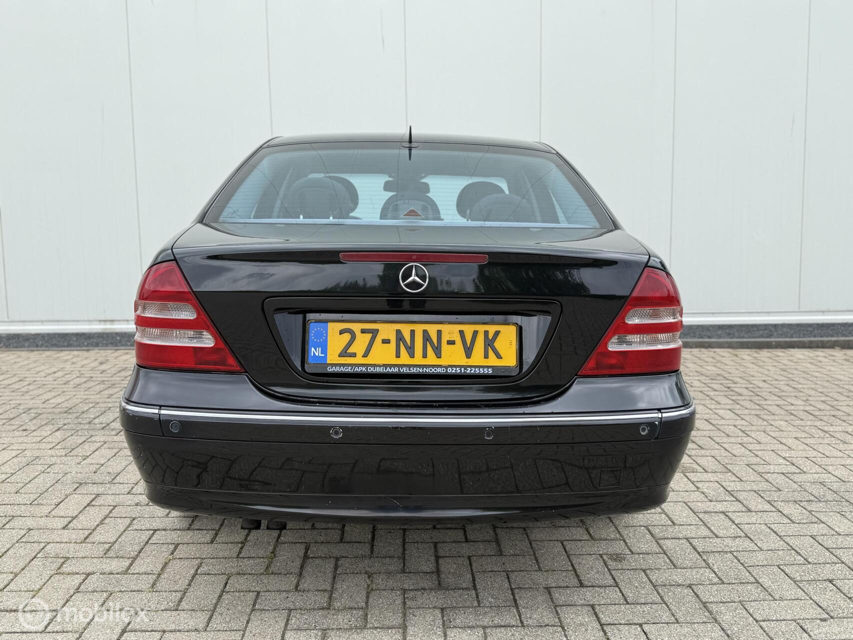 Foto van Mercedes-Benz C 180 Kompressor