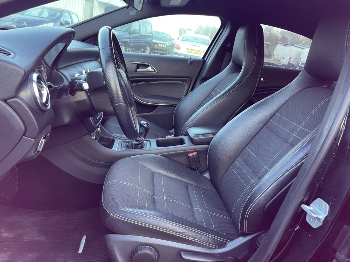 Foto van Mercedes-Benz A 180