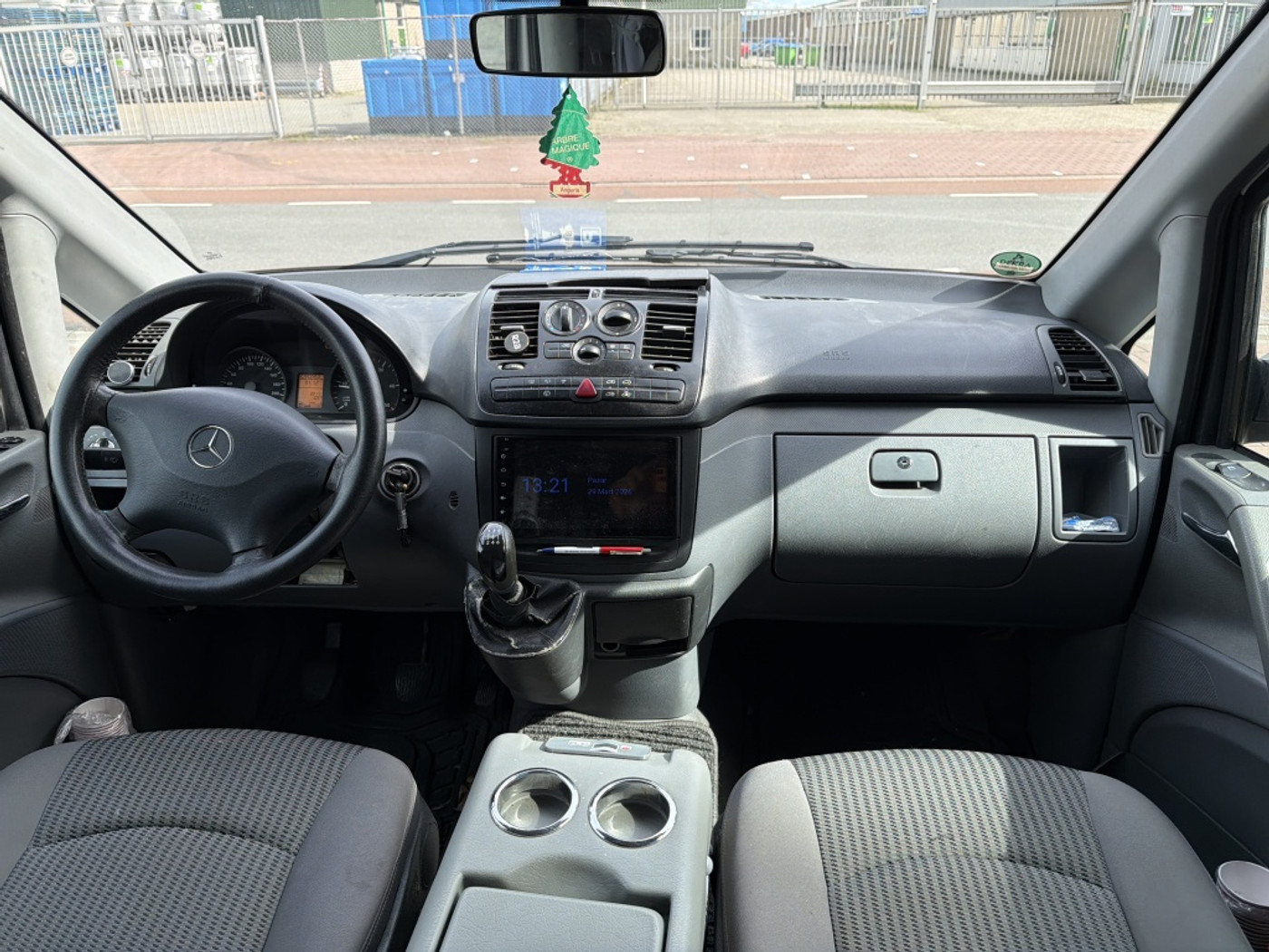 Foto van Mercedes-Benz Vito 109 CDI