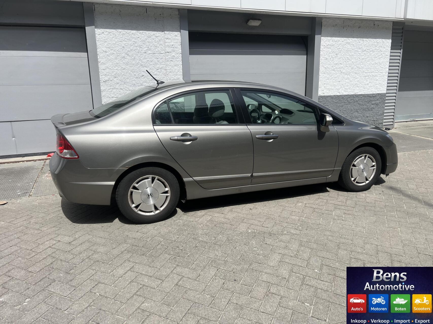 Foto van Honda Civic 4dr Hybrid