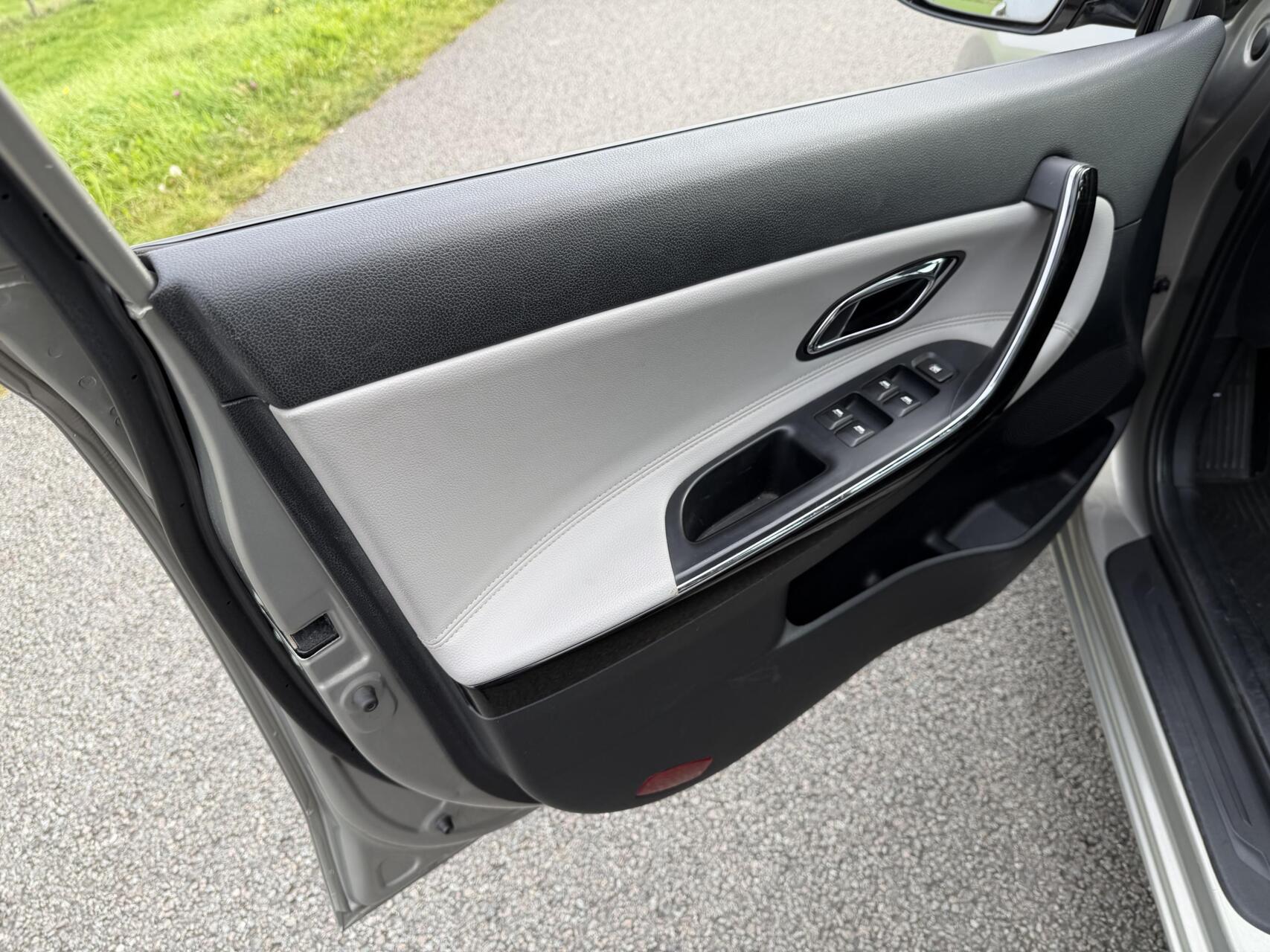 Foto van Kia Cee D