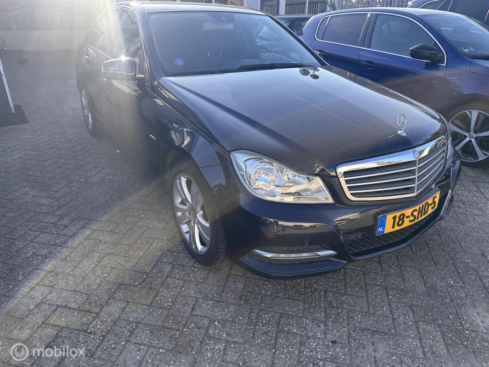 Foto van Mercedes-Benz C 180
