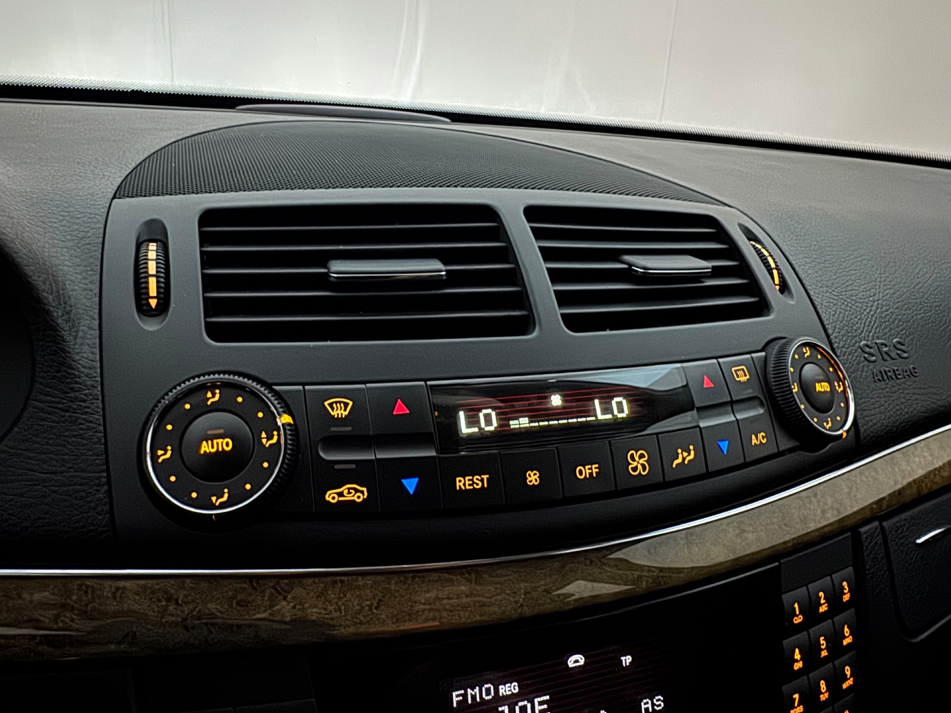 Foto van Mercedes-Benz E 280