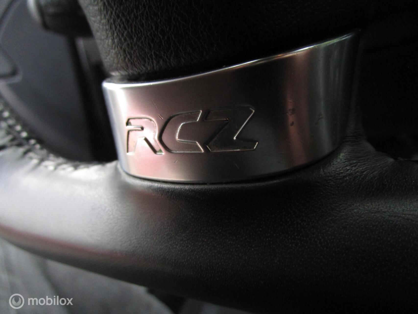 Foto van Peugeot RCZ