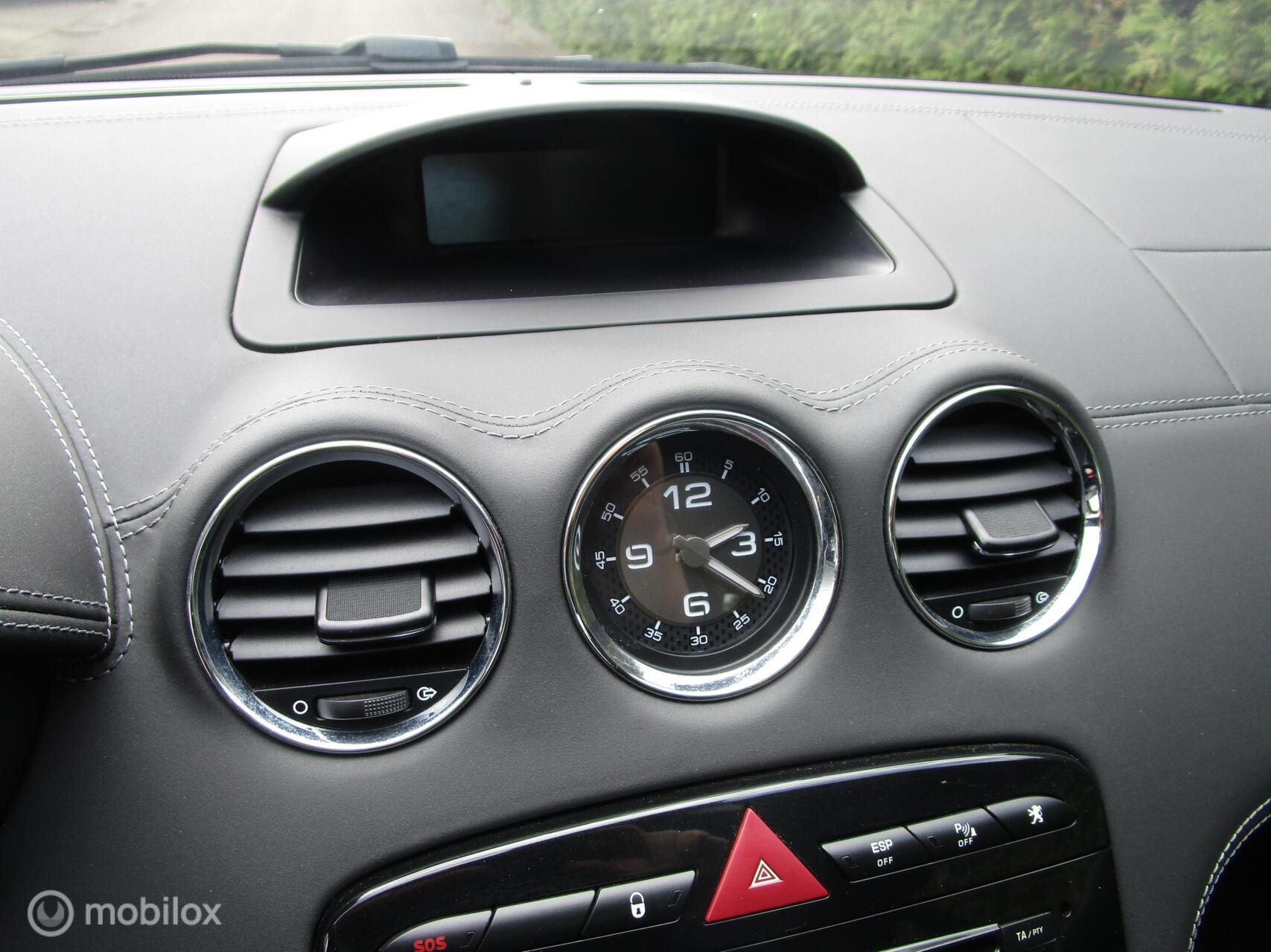 Foto van Peugeot RCZ