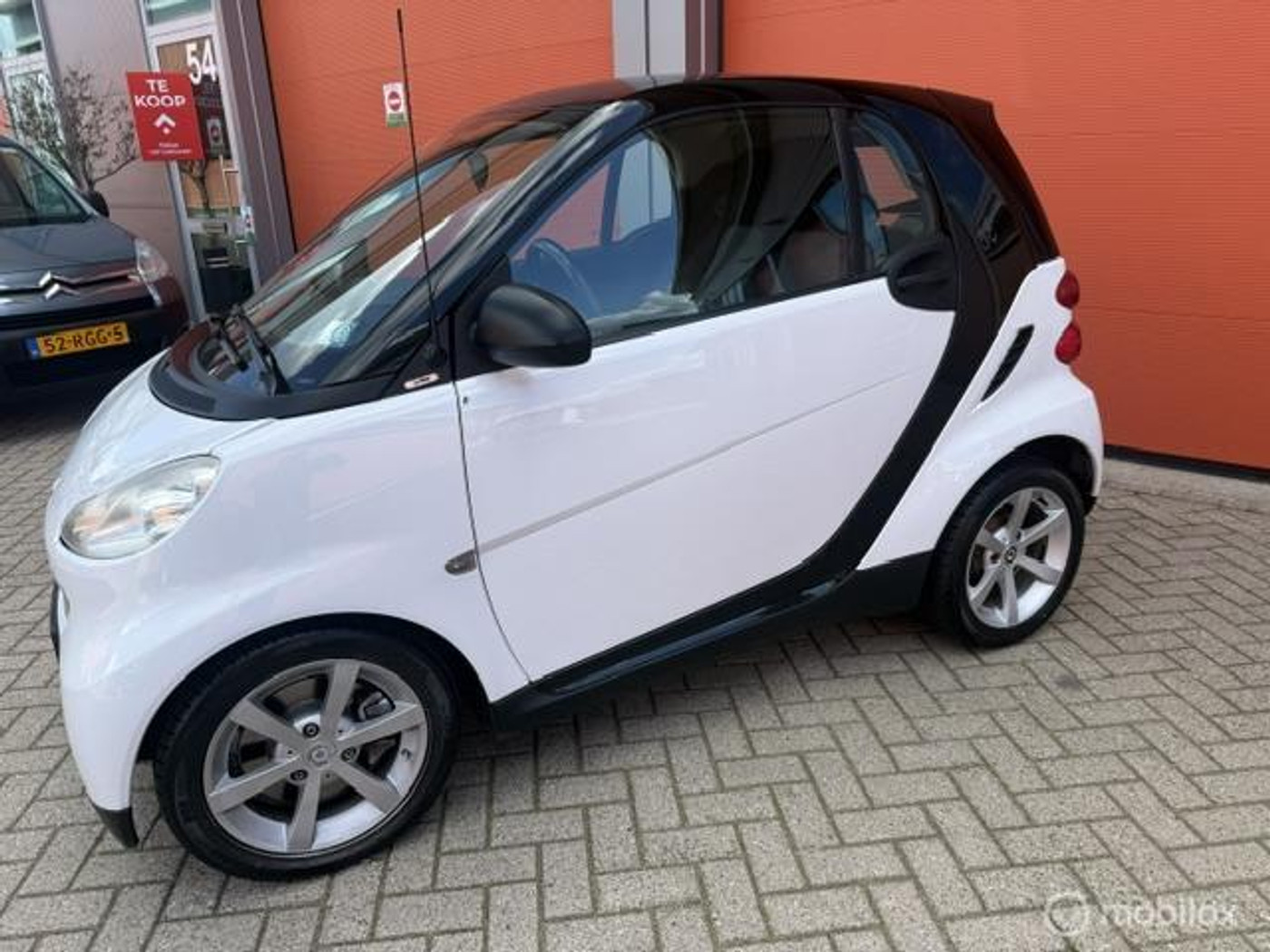 Smart Fortwo Coupe 1.0 Pulse KM NAP-AIRCO-AUTOMAAT 2007 - voorkant