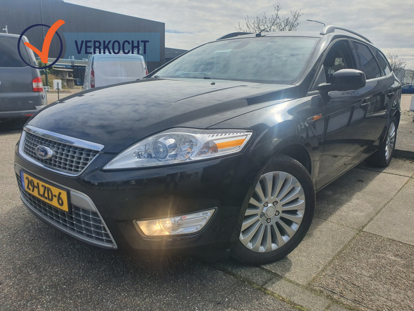 Ford Mondeo 2.0 TDCi Titanium S. EDITION|NAVI|LEER|6-BAK|NAP|APK|EURO 5 2010 - voorkant