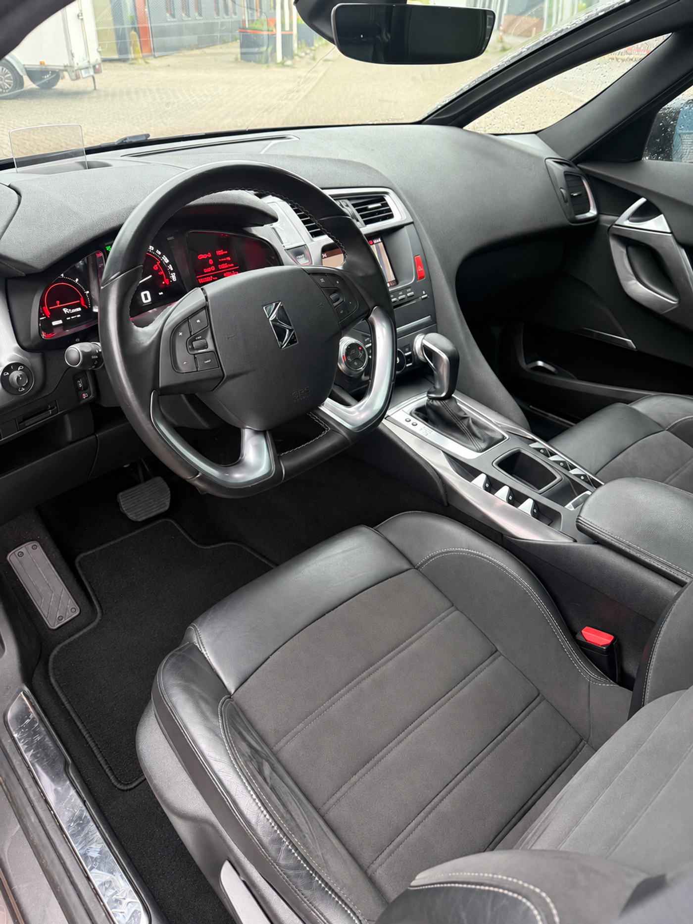 Foto van DS DS 5