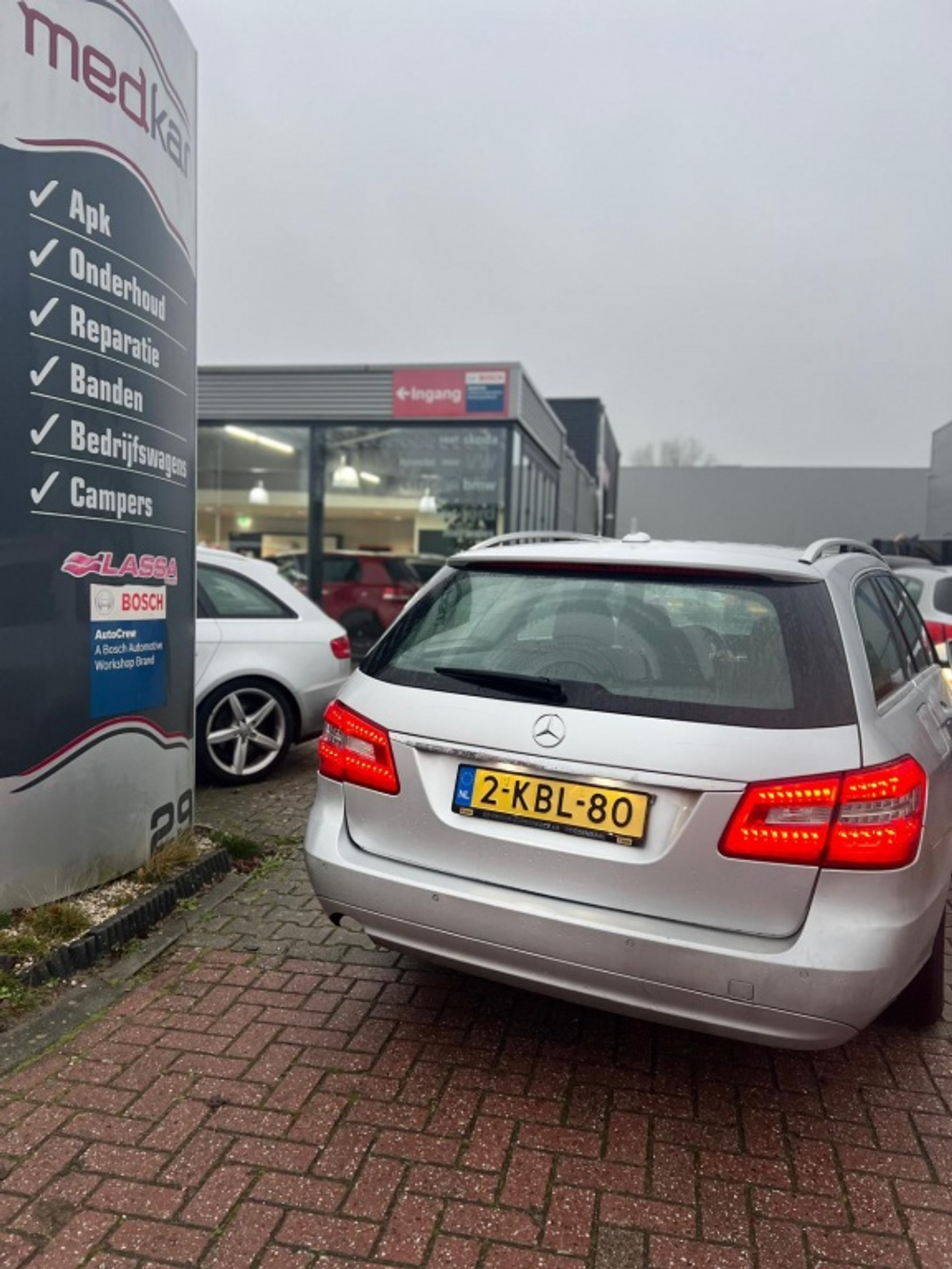 Foto van Mercedes-Benz E 200 CDI